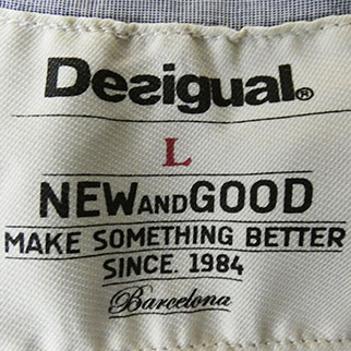 Voir photo 4 de Chemise grise, blanche et bleue imprimée - Homme - Desigual - Taille L Chemise grise, blanche et bleue imprimée - Homme - Desigual - Taille L État correct reconditionné photo 4