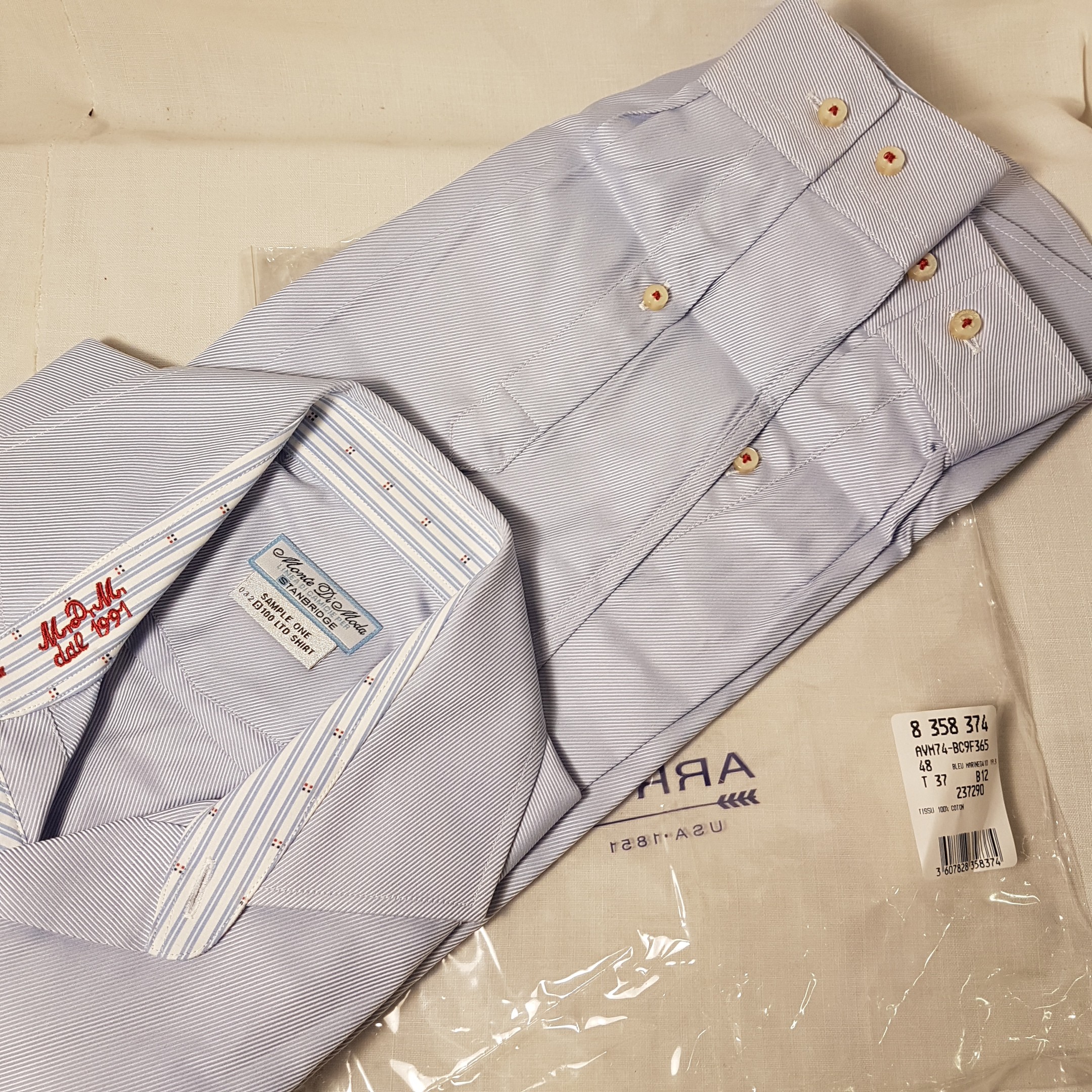 Voir photo 3 de Chemise homme à manches longues comme neuve 100% coton Chemise homme à manches longues comme neuve 100% coton Parfait état reconditionné photo 3
