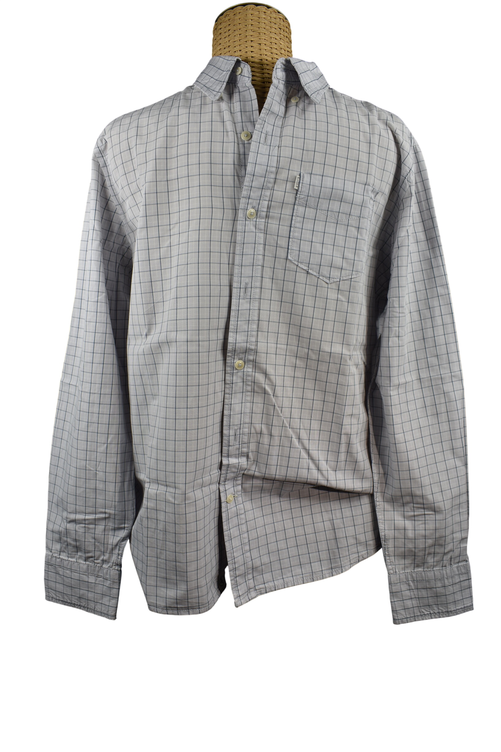 Chemise Homme AIGLE en coton biologique - Taille M Bon état - 19,00 € Chemise Homme AIGLE en coton biologique - Taille M Bon état reconditionné disponible sur Label Emmaüs