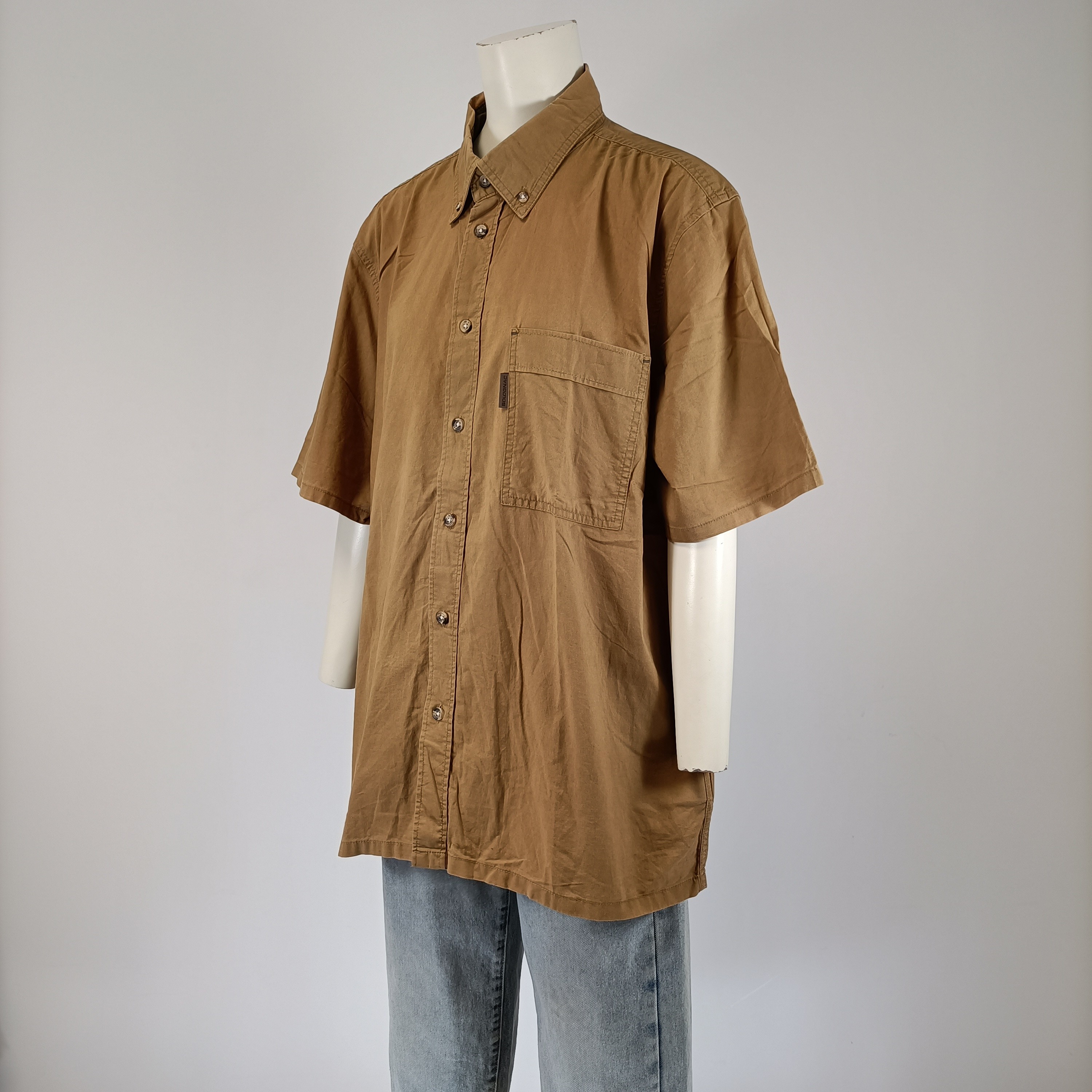 Voir photo 5 de Chemise homme camel Solognac coton manches courtes grande taille Chemise homme camel Solognac coton manches courtes grande taille Parfait état reconditionné photo 5