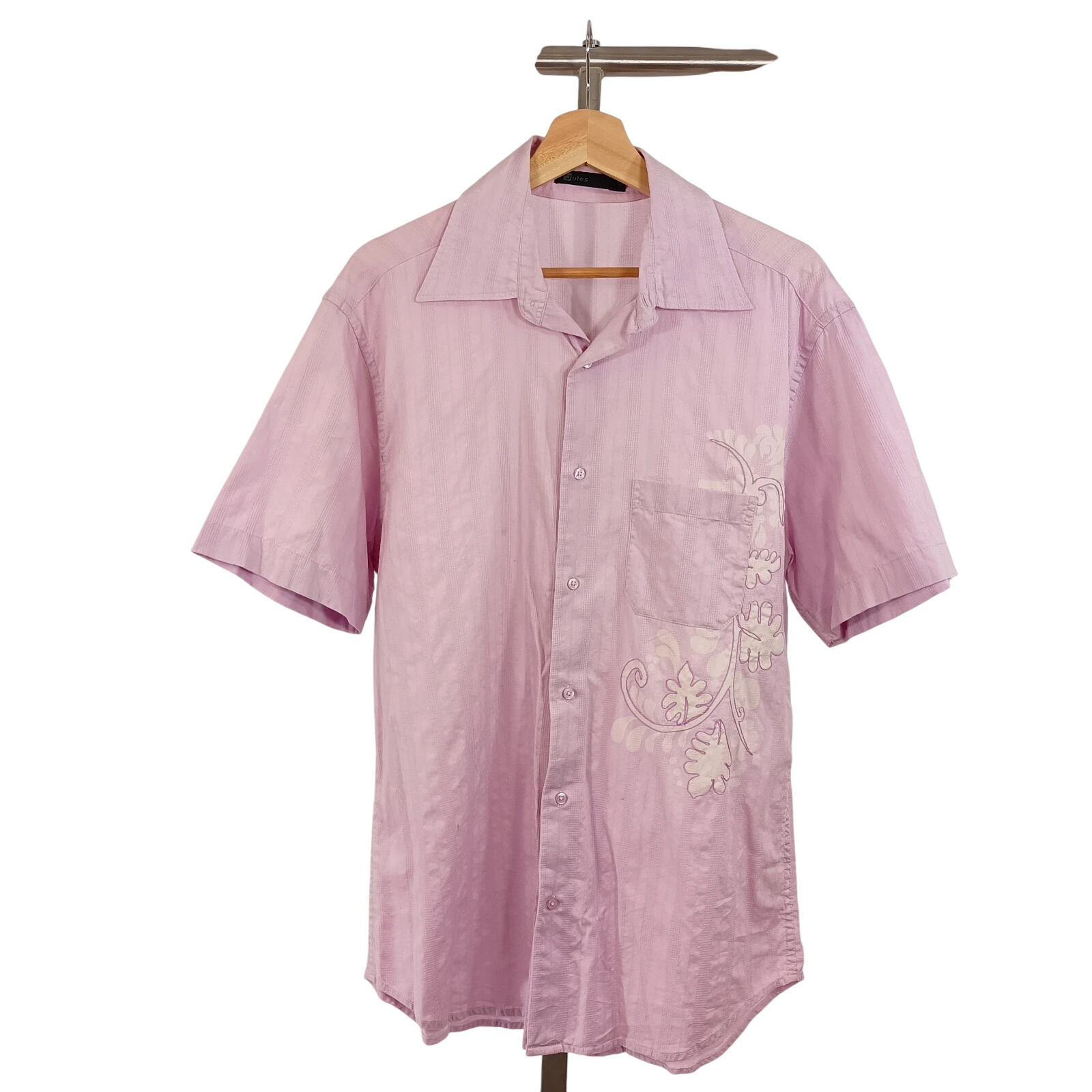 Acheter Chemise homme manches courtes - Jules - 100% coton, chemise rose taille M A582 Parfait état - 10,50 € Chemise homme manches courtes - Jules - 100% coton, chemise rose taille M A582 Parfait état reconditionné disponible sur Label Emmaüs