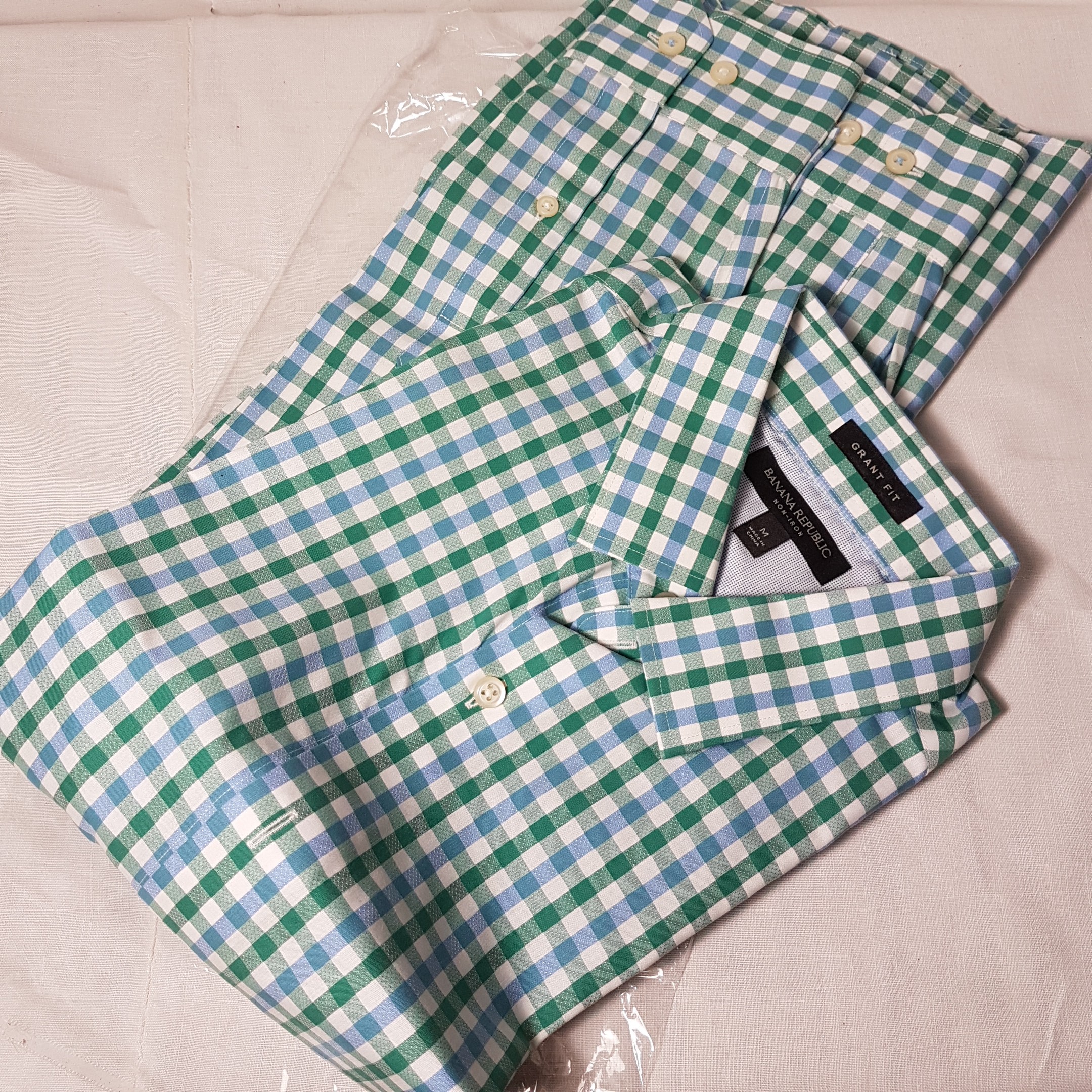 Voir photo 2 de Chemise homme manches longues à carreaux verts TM 100% coton comme neuve Chemise homme manches longues à carreaux verts TM 100% coton comme neuve Parfait état reconditionné photo 2