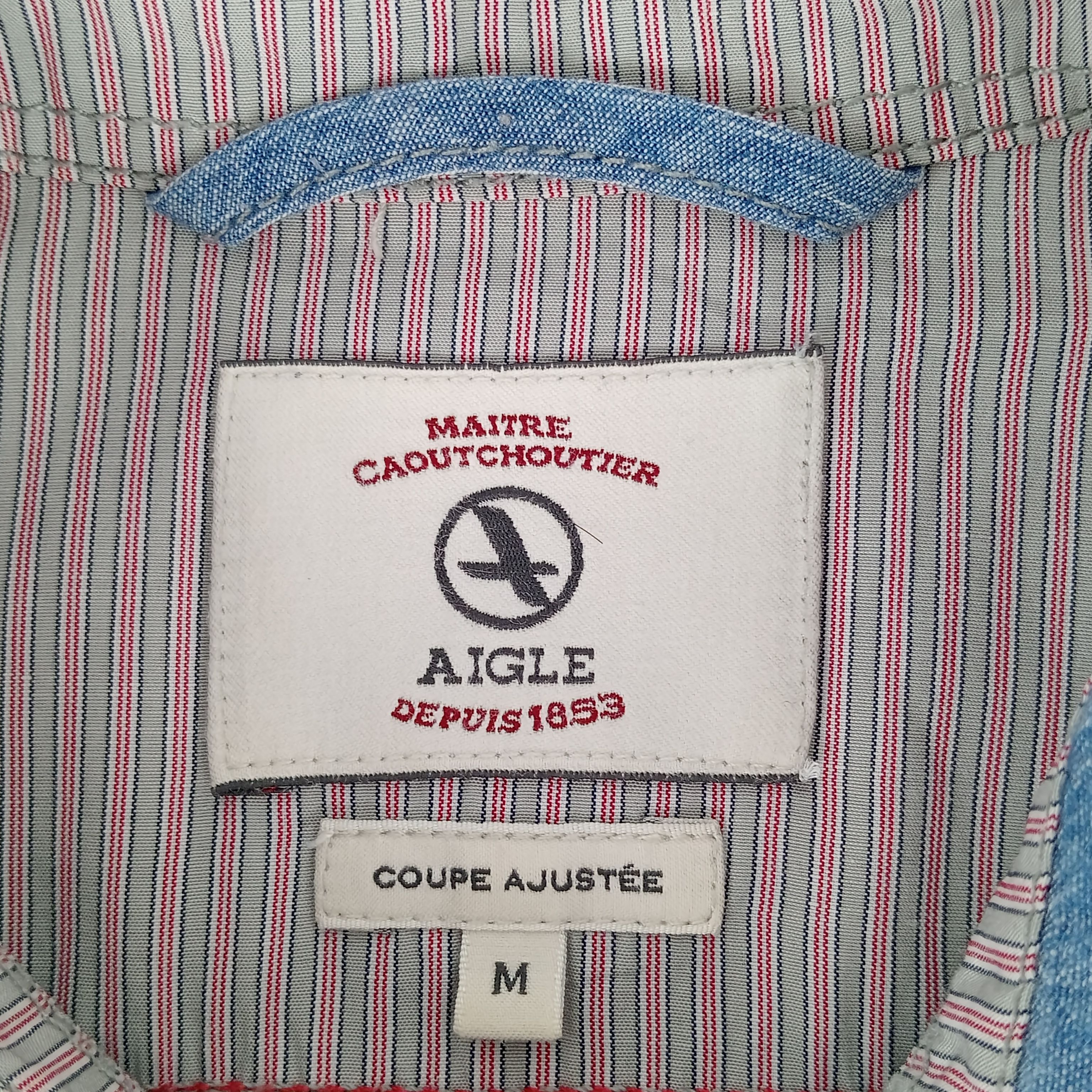 Voir photo 6 de Chemise - homme - marque Aigle - manches courtes - couleur bleu clair - taille M (40) Chemise - homme - marque Aigle - manches courtes - couleur bleu clair - taille M (40) Très bon état reconditionné photo 6