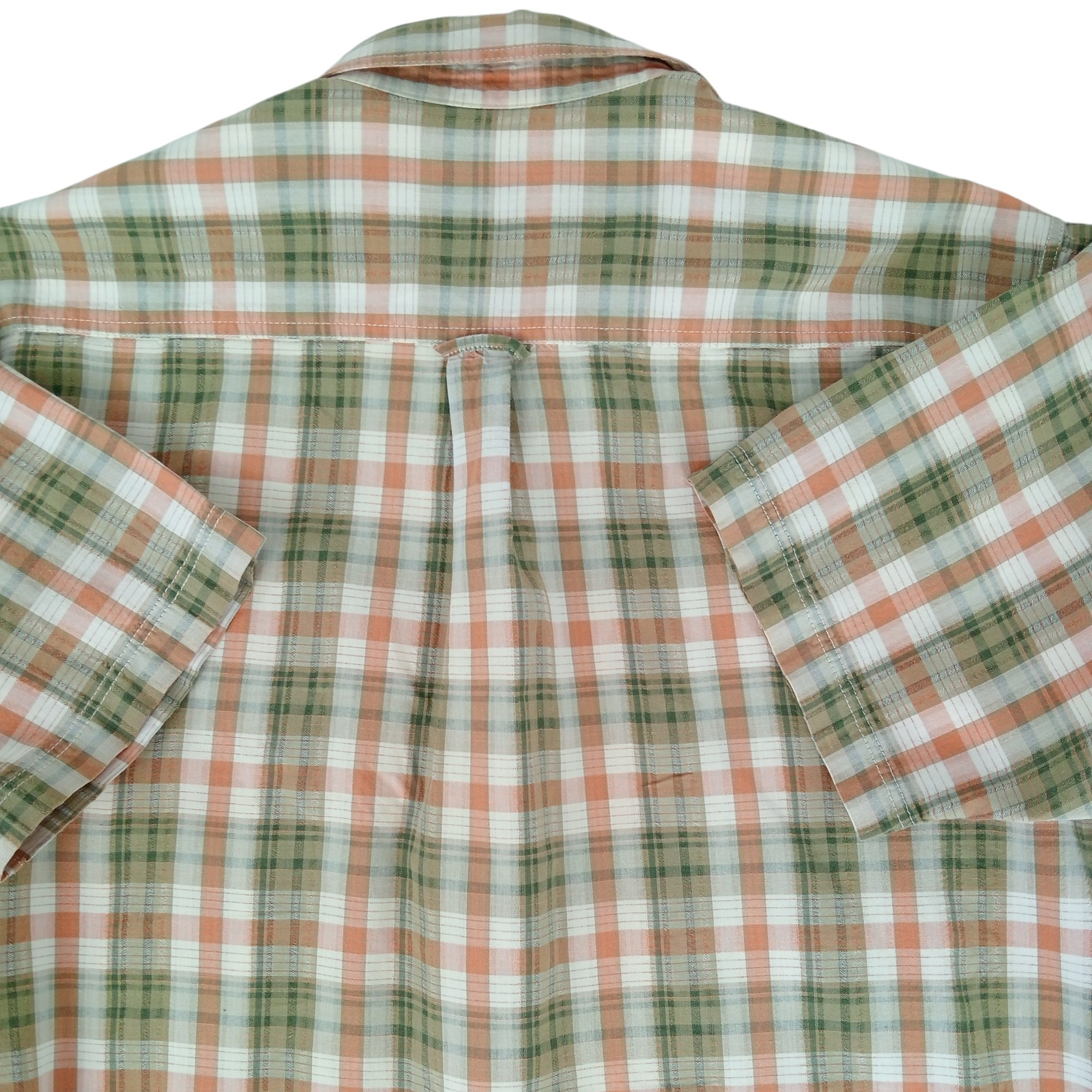 Voir photo 4 de Chemise - homme -marque Aigle - manches courtes - couleur marron citrouille et vert - taille M (40) Chemise - homme -marque Aigle - manches courtes - couleur marron citrouille et vert - taille M (40) Très bon état reconditionné photo 4