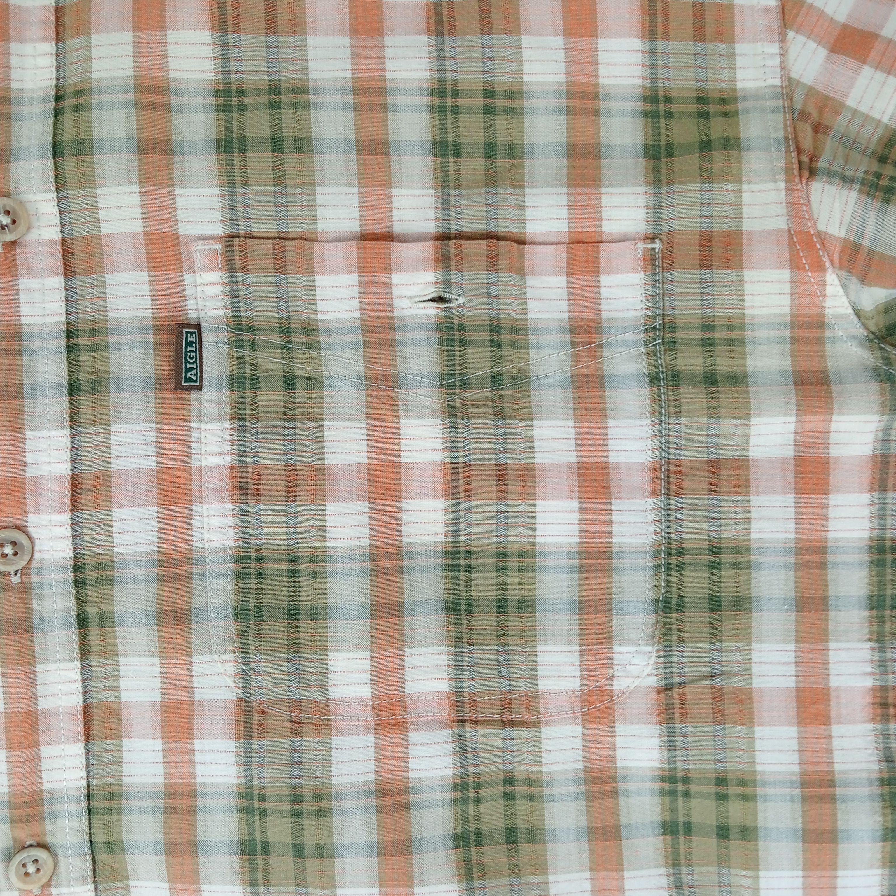 Voir photo 5 de Chemise - homme -marque Aigle - manches courtes - couleur marron citrouille et vert - taille M (40) Chemise - homme -marque Aigle - manches courtes - couleur marron citrouille et vert - taille M (40) Très bon état reconditionné photo 5