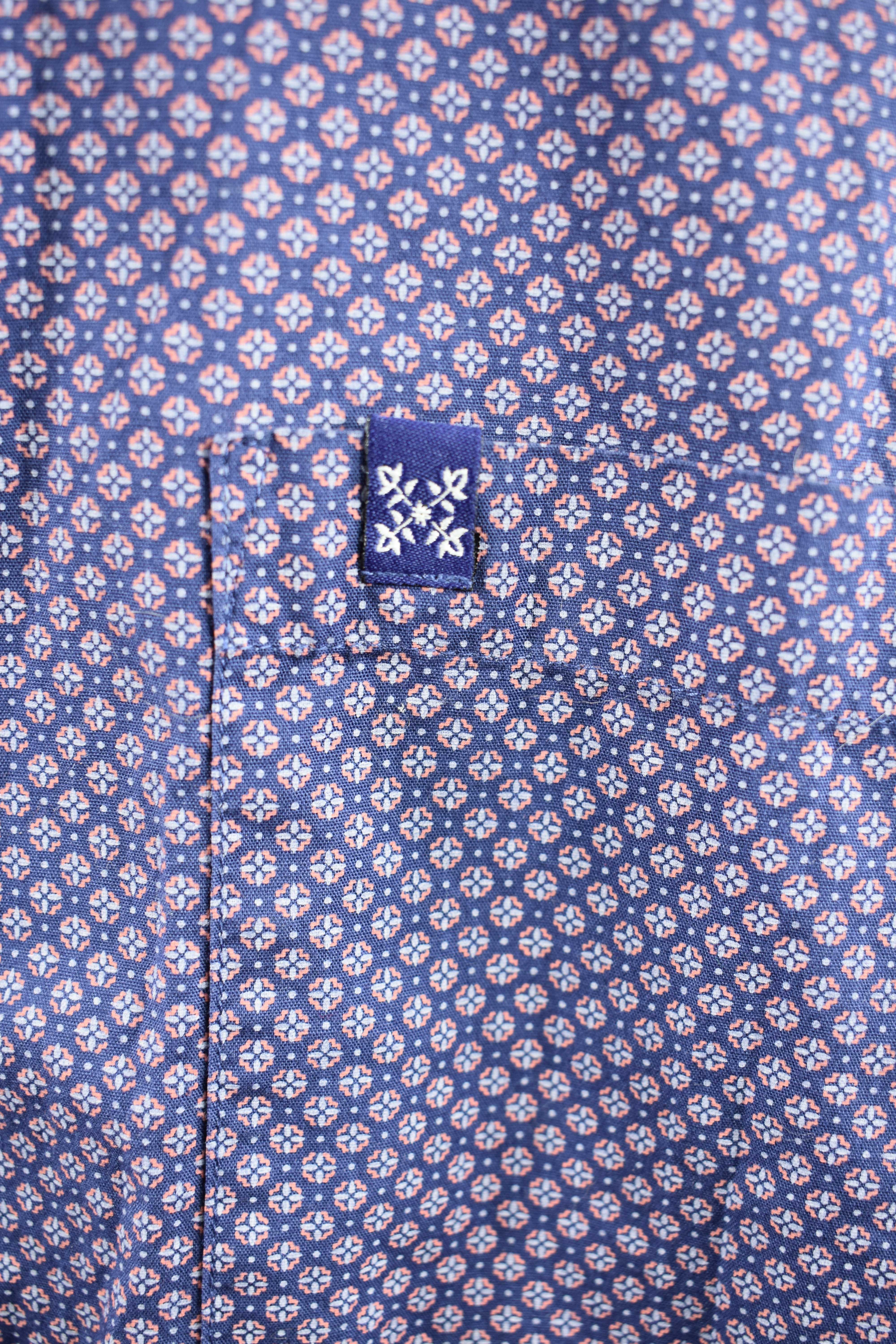 Voir photo 11 de Chemise homme OXBOW Mérignac France, mauve, taille XXL, manches courtes 100 % coton à fins motifs. Chemise homme OXBOW Mérignac France, mauve, taille XXL, manches courtes 100 % coton à fins motifs. Très bon état reconditionné photo 11