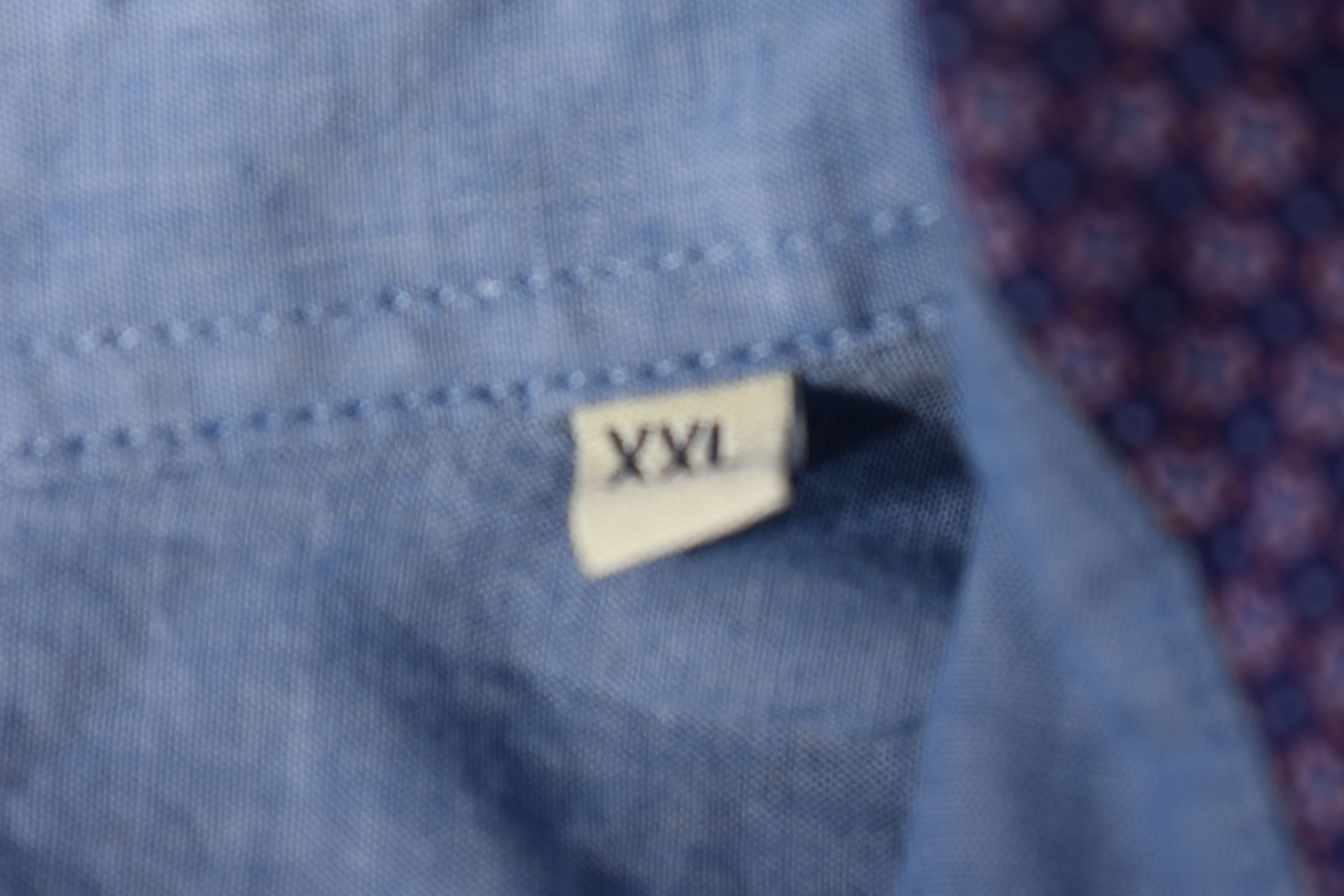 Voir photo 9 de Chemise homme OXBOW Mérignac France, mauve, taille XXL, manches courtes 100 % coton à fins motifs. Chemise homme OXBOW Mérignac France, mauve, taille XXL, manches courtes 100 % coton à fins motifs. Très bon état reconditionné photo 9