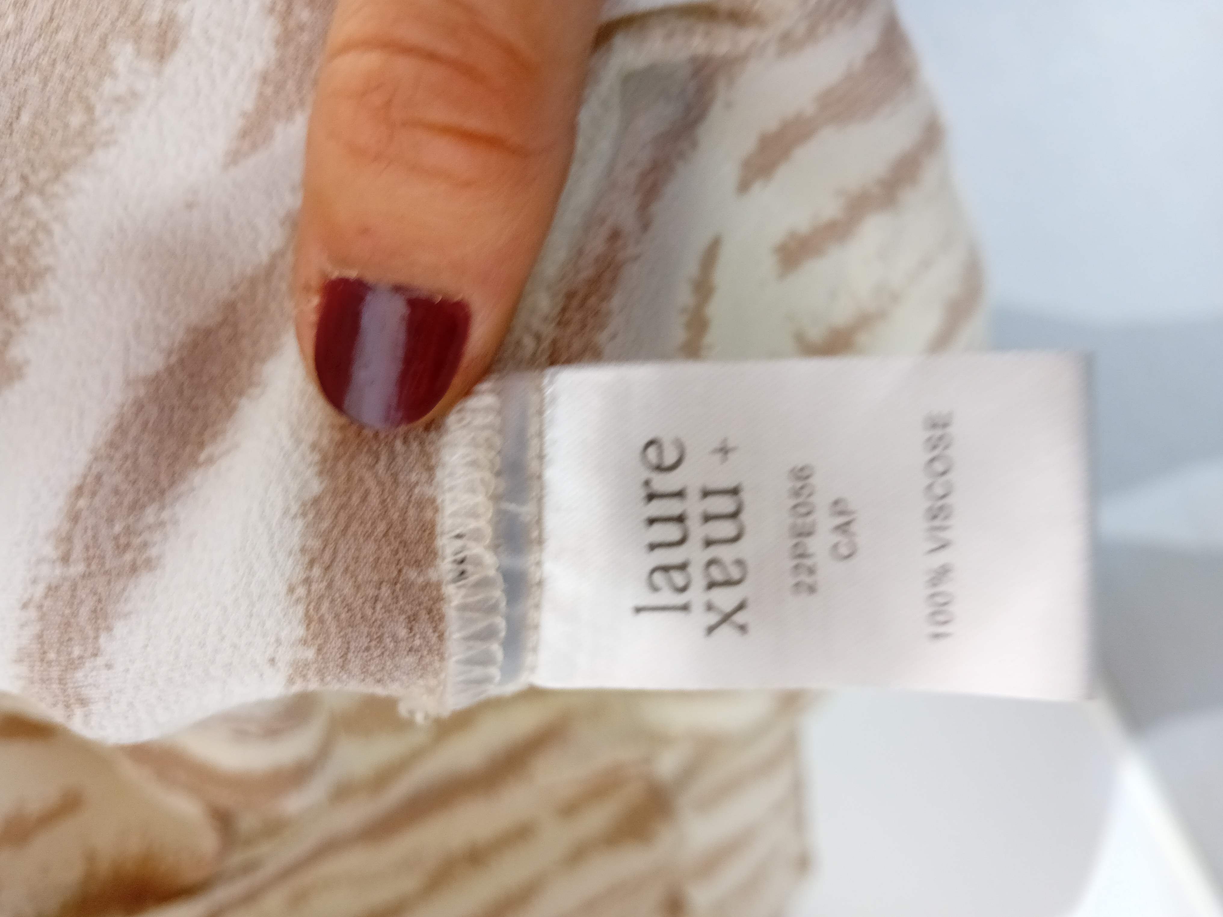 Voir photo 6 de Chemise Laure + Max Motif Imprimé Beige L (T5517) Chemise Laure + Max Motif Imprimé Beige L (T5517) Très bon état reconditionné photo 6