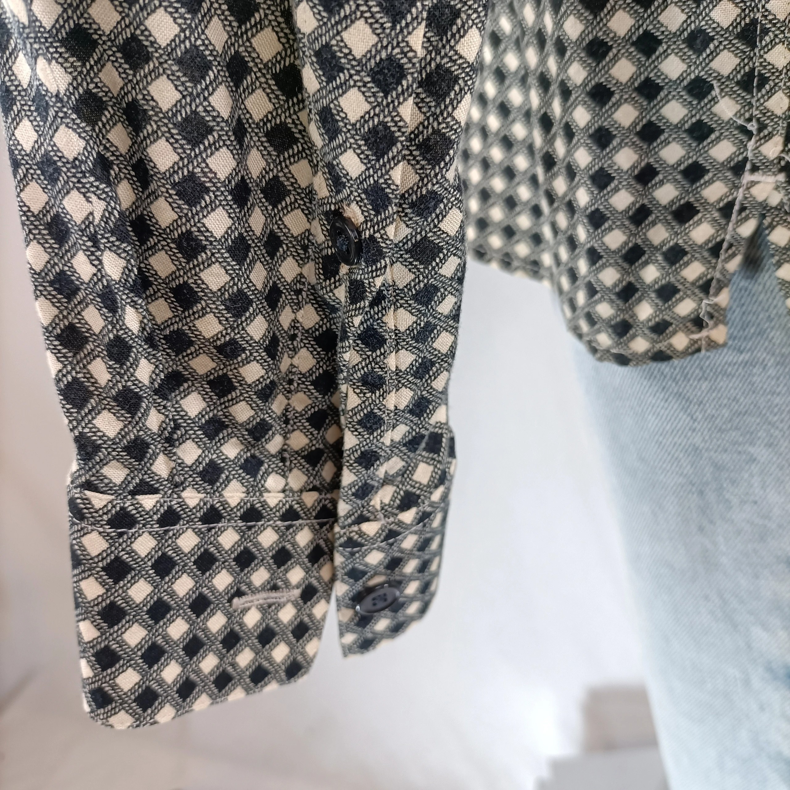 Voir photo 9 de Chemise The Kooples motif géométrique viscose fluide taille M Chemise The Kooples motif géométrique viscose fluide taille M Très bon état reconditionné photo 9