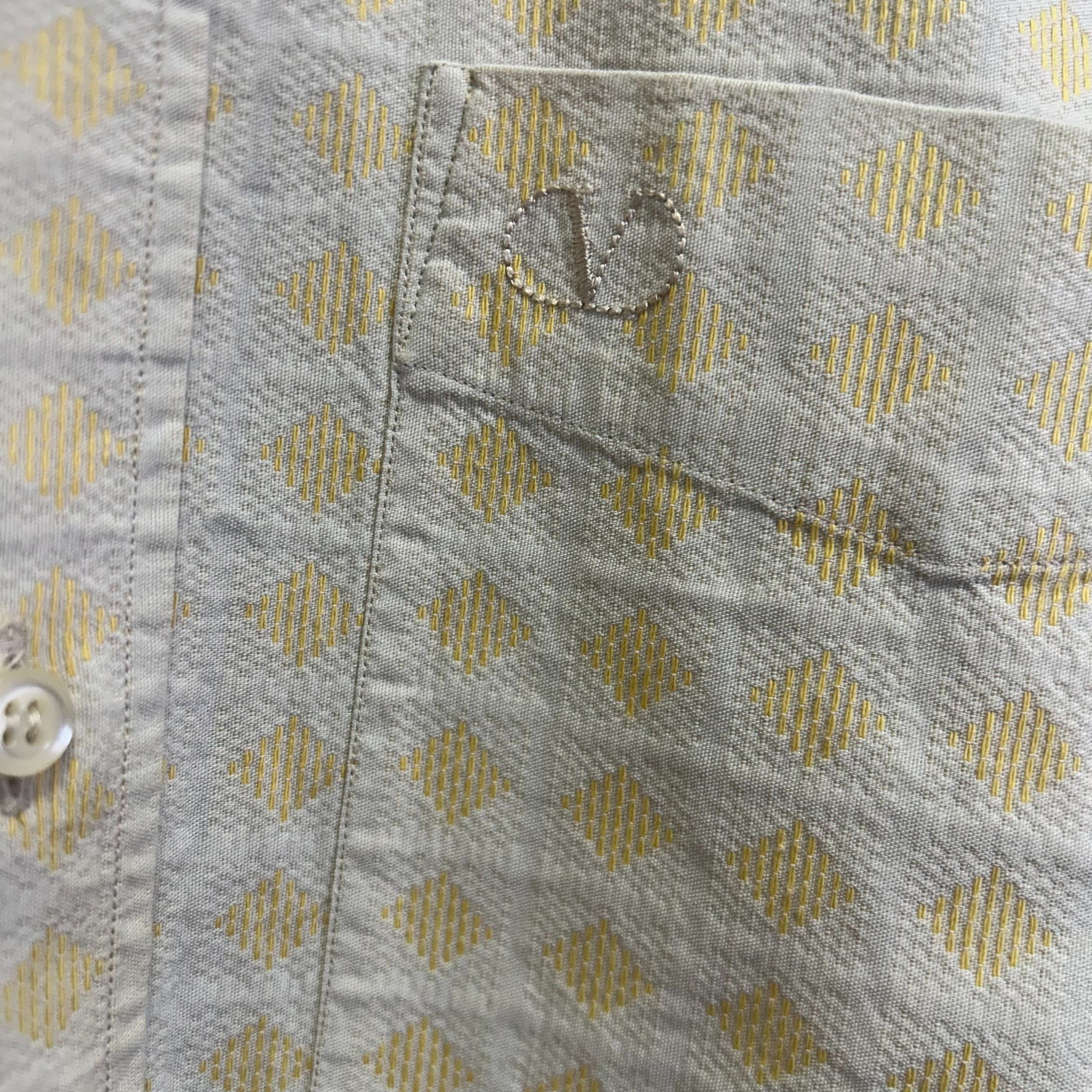Voir photo 6 de Chemise Valentino jaune – Homme – Taille 38 Chemise Valentino jaune – Homme – Taille 38 Très bon état reconditionné photo 6