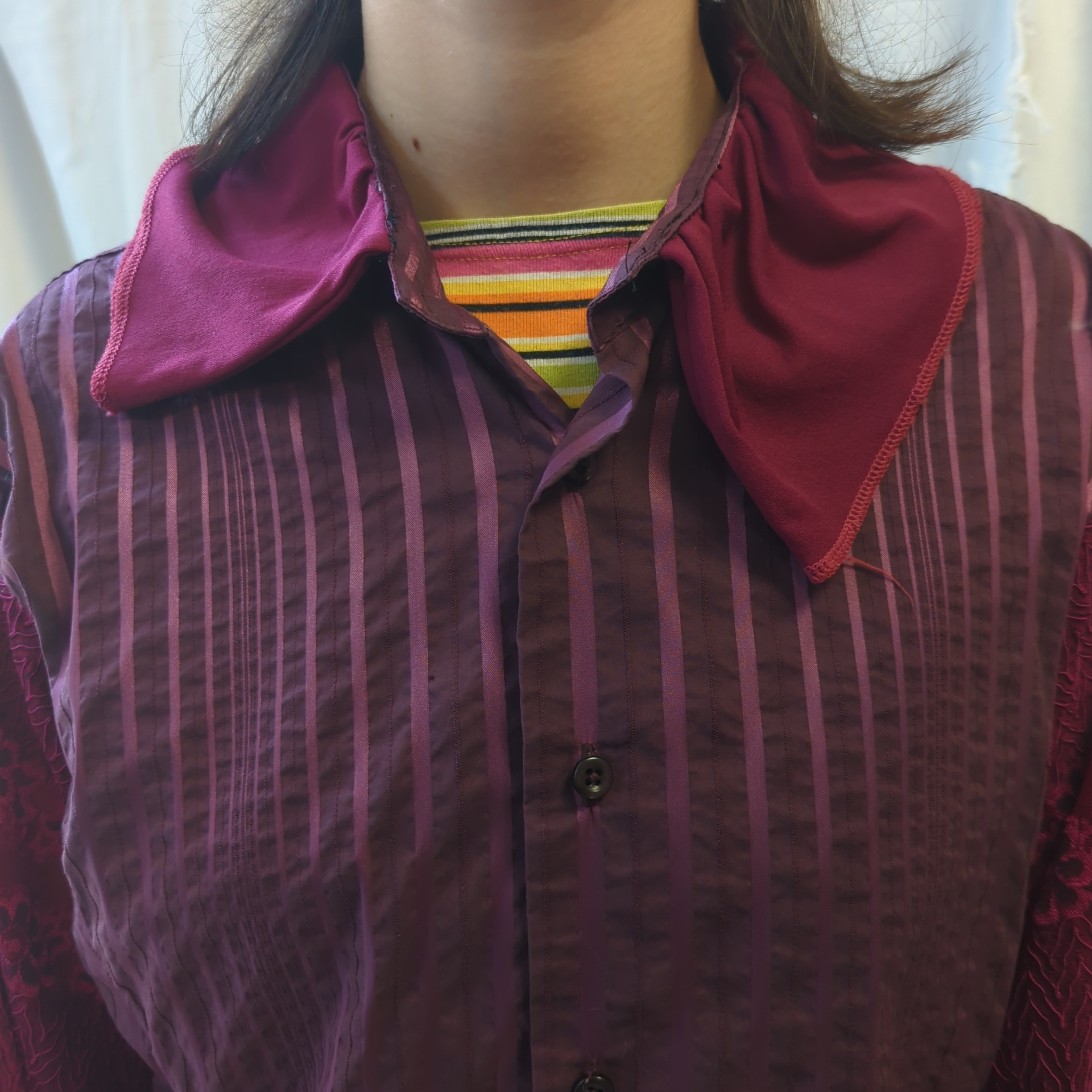 Voir photo 3 de Chemise violette de créatrice - Collection Upcyclée CartouCirc Chemise violette de créatrice - Collection Upcyclée CartouCirc Parfait état reconditionné photo 3
