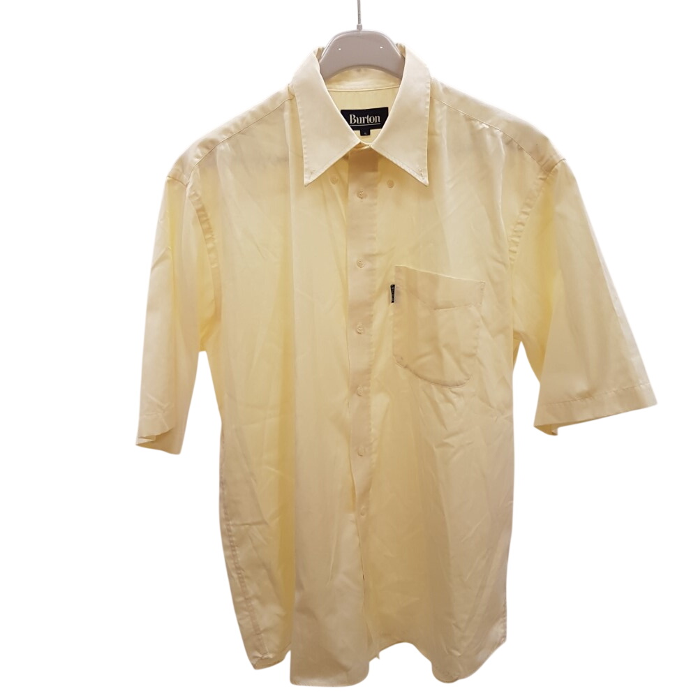 Acheter Chemisette jaune paille - BURTON - Taille 5 Très bon état - 11,00 € Chemisette jaune paille - BURTON - Taille 5 Très bon état reconditionné disponible sur Label Emmaüs