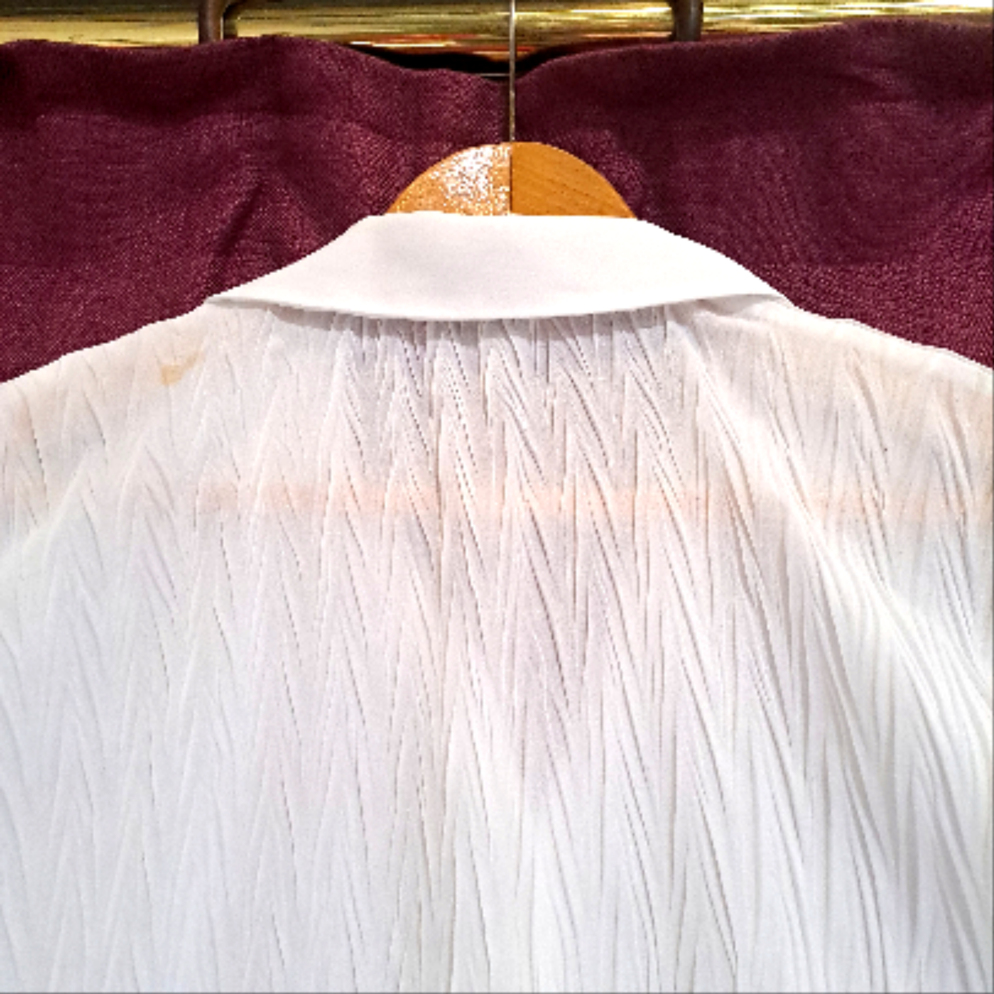 Voir photo 6 de CHEMISIER STYLE PLISSE FROISSE - Taille: 48 CHEMISIER STYLE PLISSE FROISSE - Taille: 48 Très bon état reconditionné photo 6