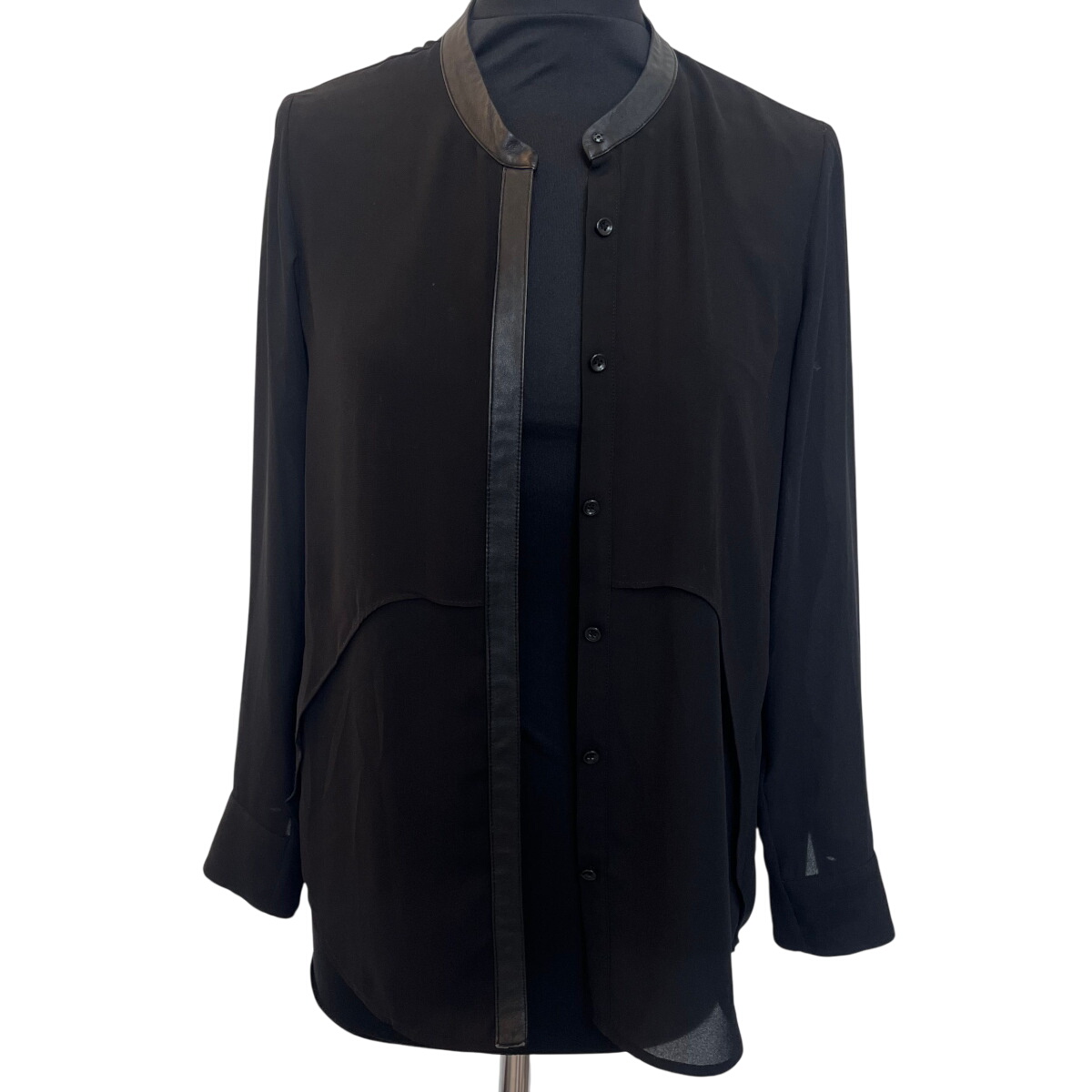 Acheter Chemisier The Kooples T.S Bon état - 11,00 € Chemisier The Kooples T.S Bon état reconditionné disponible sur Label Emmaüs