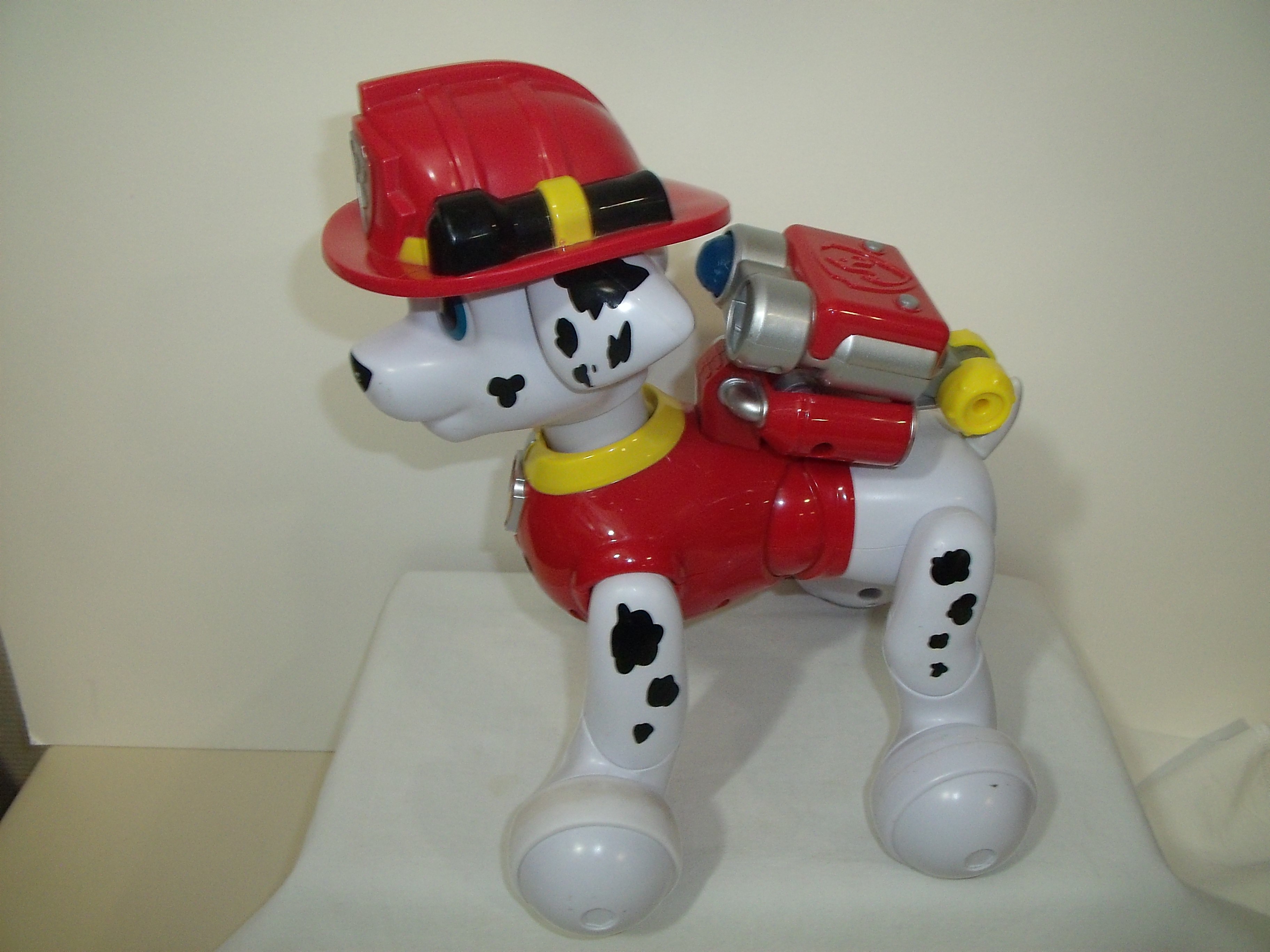 Voir photo 2 de Chien Marius de Pat Patrouille -Interactif -Parle l'Anglais et le Français. Chien Marius de Pat Patrouille -Interactif -Parle l'Anglais et le Français. Très bon état reconditionné photo 2