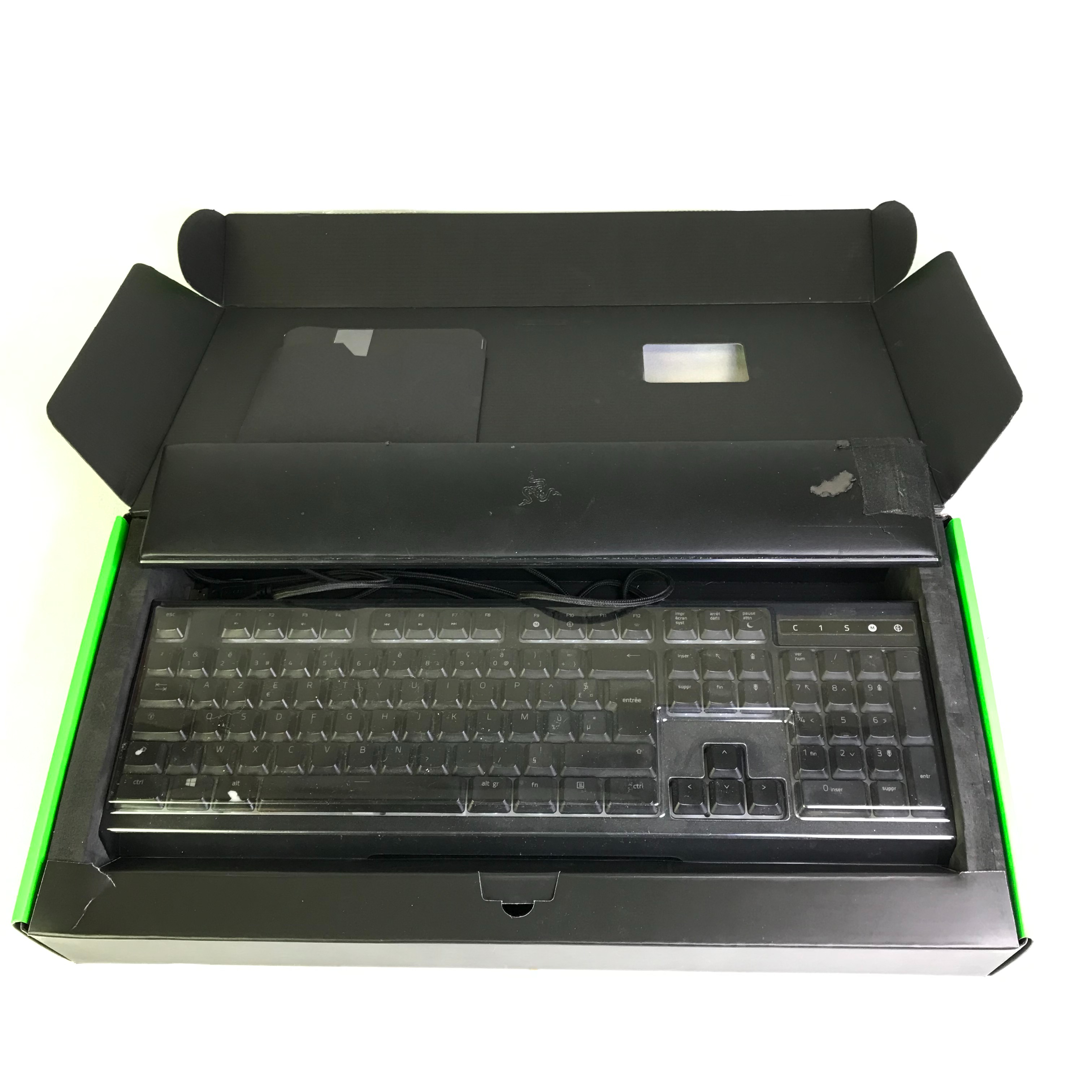 Voir photo 2 de Clavier de jeu Razer Ornata Chroma Mecha-Membrane en boîte Clavier de jeu Razer Ornata Chroma Mecha-Membrane en boîte État correct reconditionné photo 2