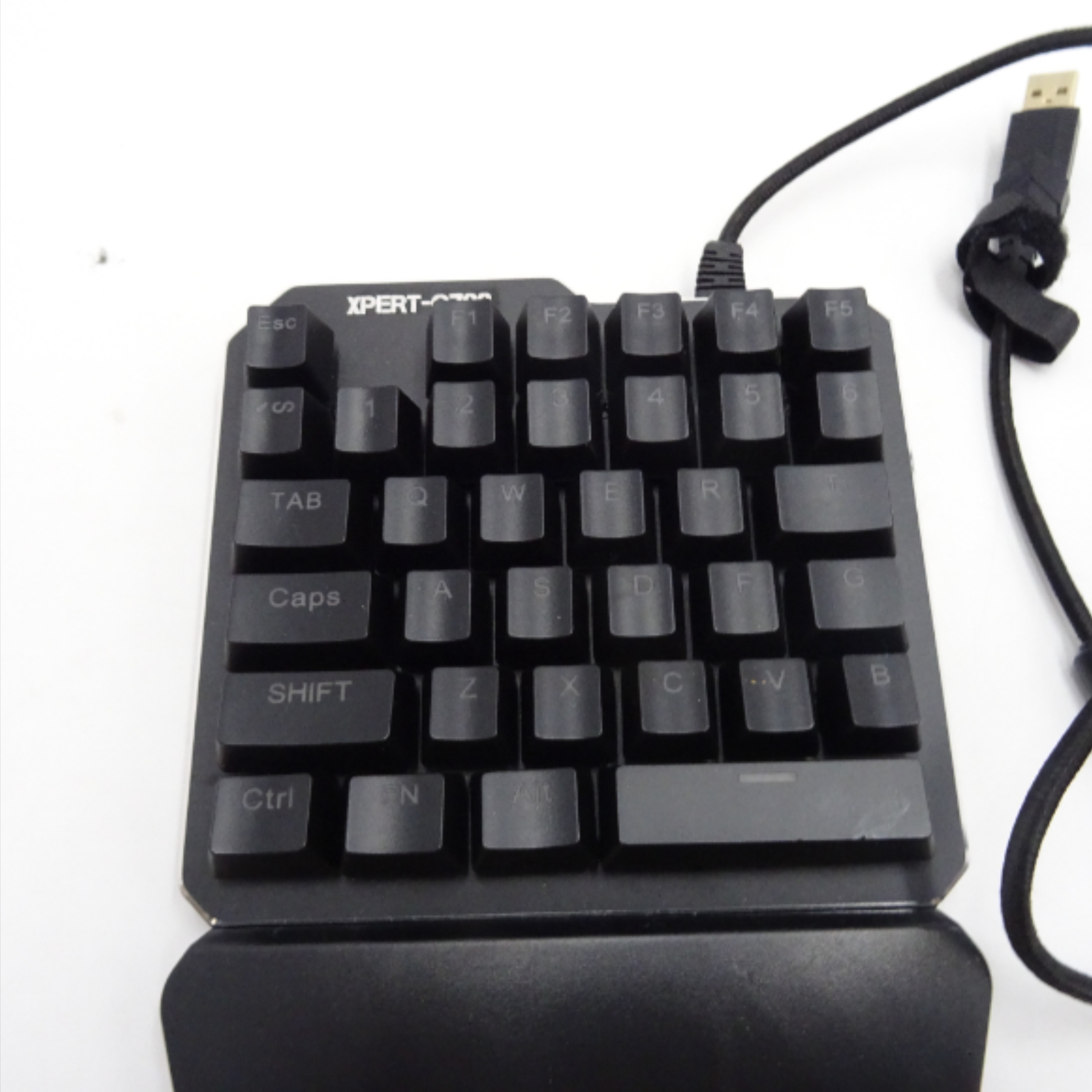Voir photo 2 de Clavier gaming pour console. Clavier gaming pour console. Bon état reconditionné photo 2