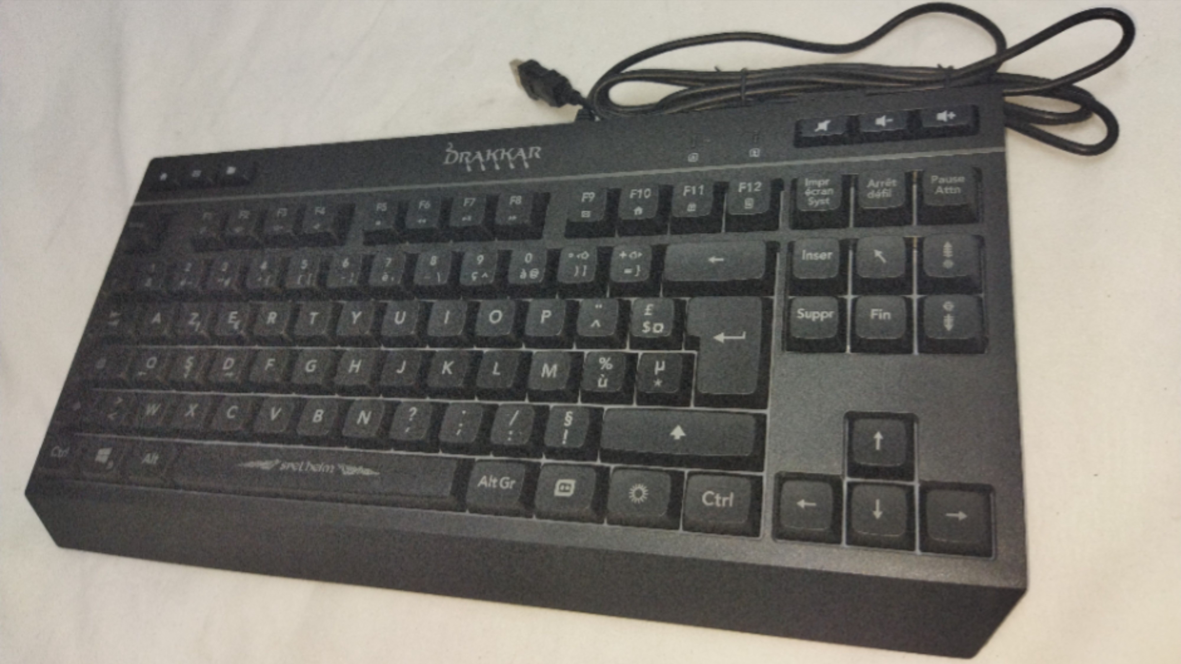 Voir photo 4 de Clavier Gaming Rétroéclairé TKL Clavier Gaming Rétroéclairé TKL Parfait état reconditionné photo 4