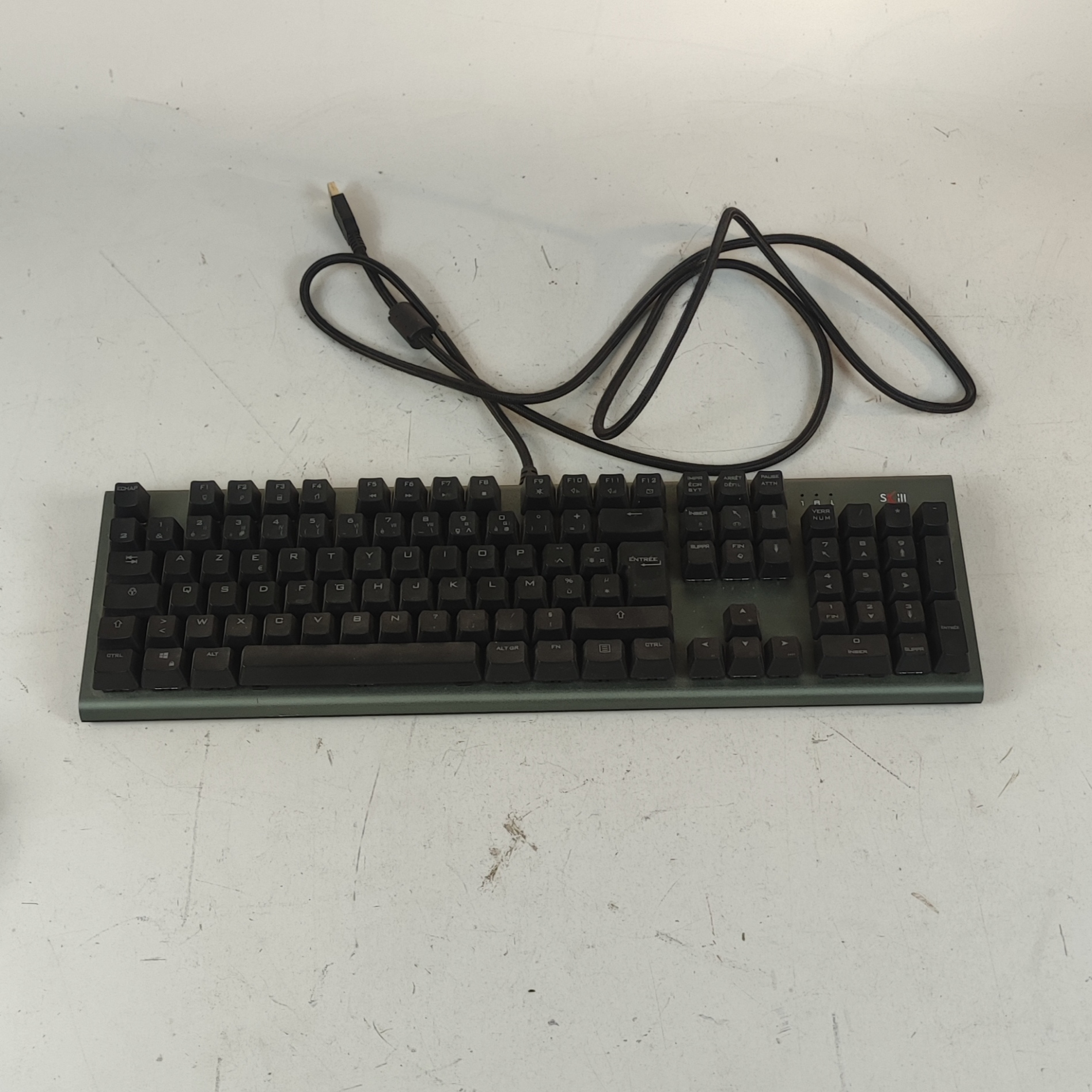 Acheter Clavier Mécanique filaire, Skillcorp SKP K11 avec rétro-éclairage. Très bon état - 20,00 € | Dero Clavier Mécanique filaire, Skillcorp SKP K11 avec rétro-éclairage. Très bon état reconditionné disponible sur Label Emmaüs | Dero