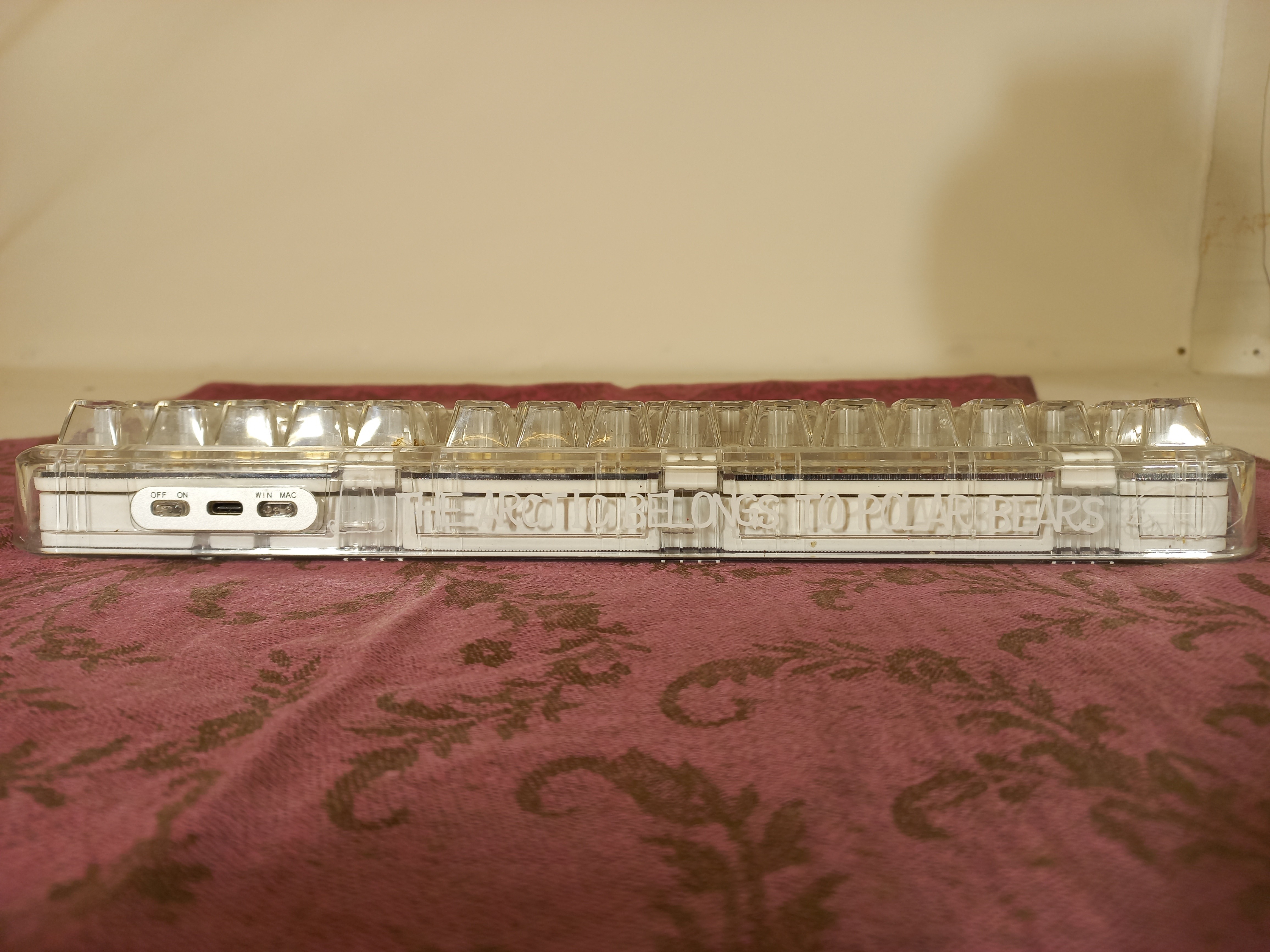 Voir photo 2 de Clavier mécanique transparent de la marque COOL KILLER CK 75 . Une largeur de 37 cm , une longueur de 14 cm . Bon etat Clavier mécanique transparent de la marque COOL KILLER CK 75 . Une largeur de 37 cm , une longueur de 14 cm . Bon etat Bon état reconditionné photo 2