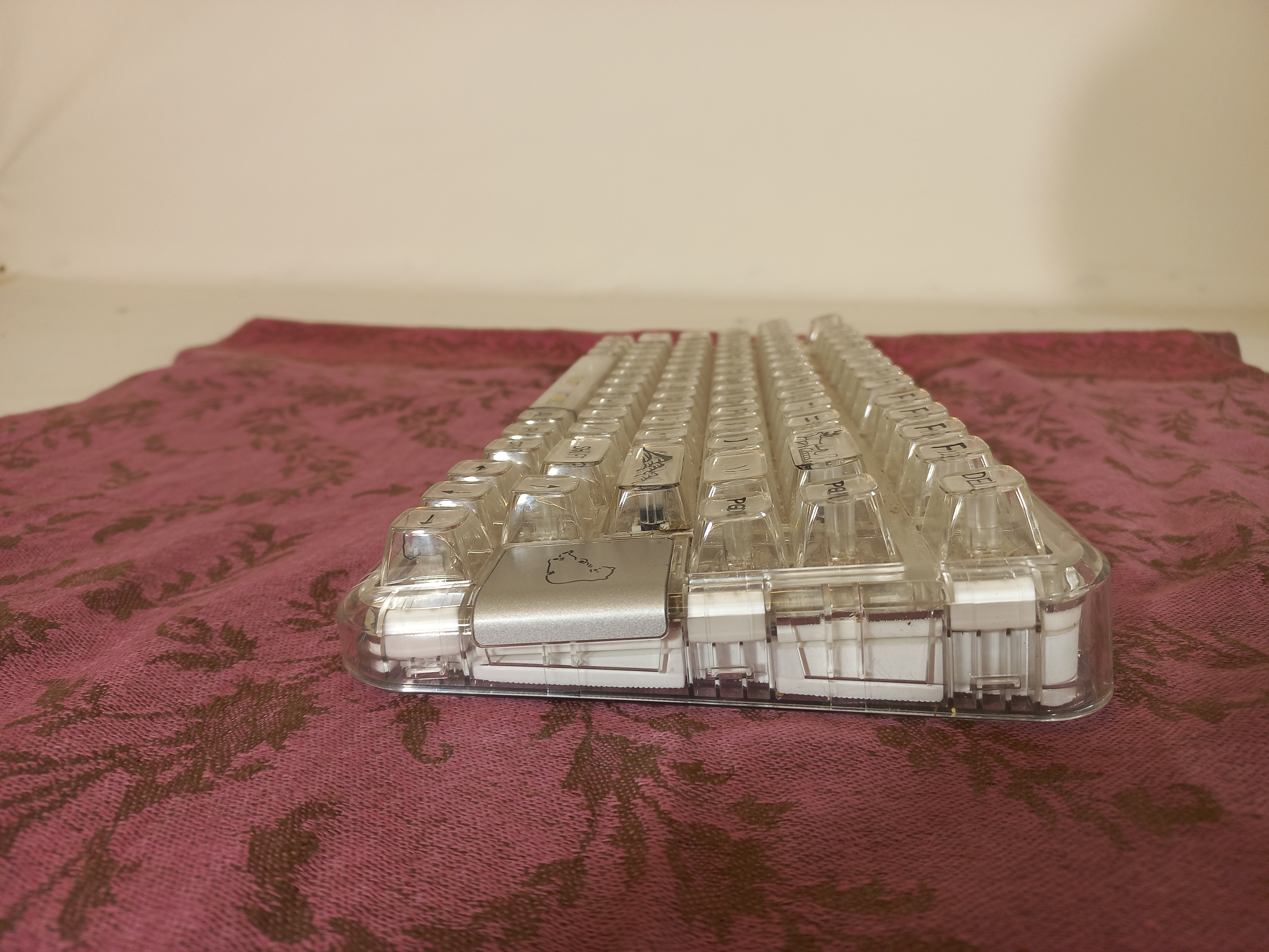 Voir photo 4 de Clavier mécanique transparent de la marque COOL KILLER CK 75 . Une largeur de 37 cm , une longueur de 14 cm . Bon etat Clavier mécanique transparent de la marque COOL KILLER CK 75 . Une largeur de 37 cm , une longueur de 14 cm . Bon etat Bon état reconditionné photo 4