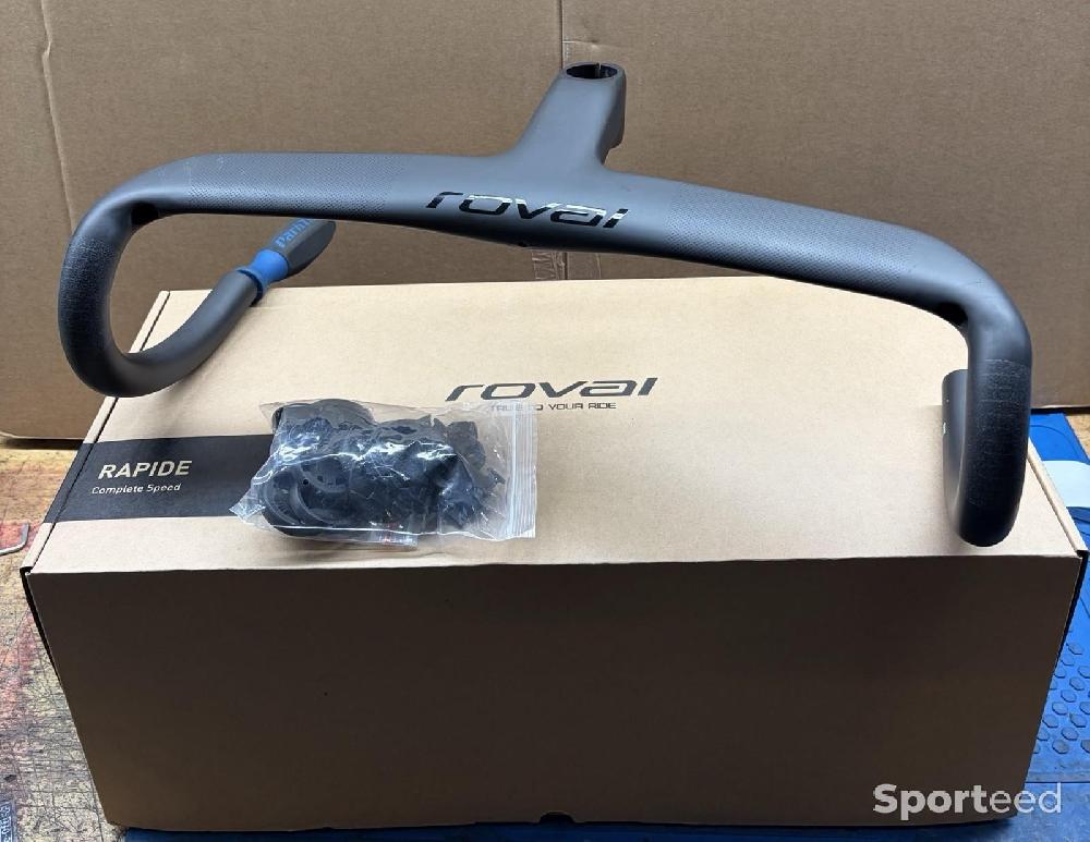 Cockpit spécialized Roval Rapide 120 mm x 42 cm Très bon état Specialized reconditionné disponible sur Sporteed