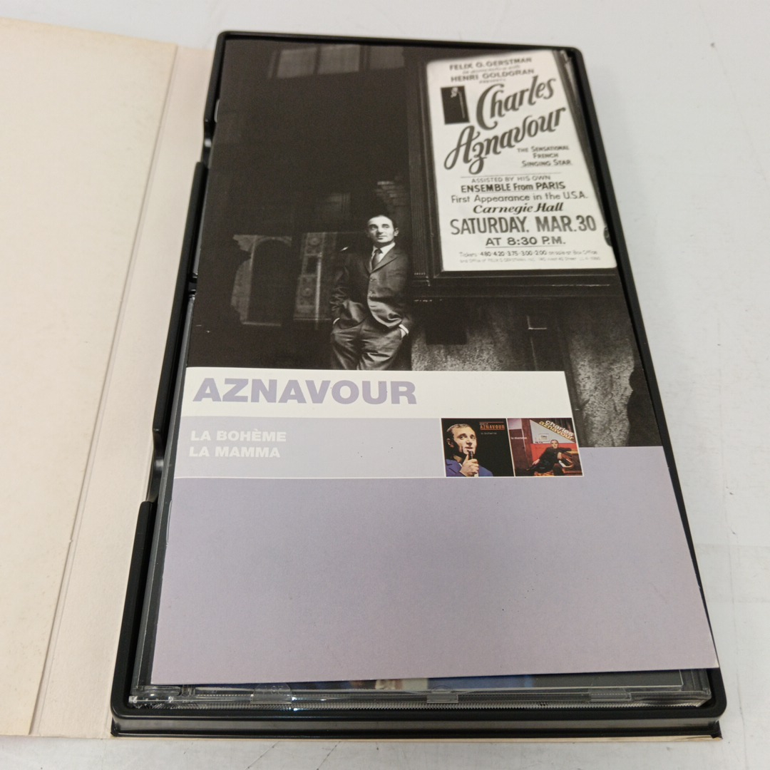 Voir photo 3 de COFFRET 2 CD LA BOHEME LA MAMMA - Charles AZNAVOUR COFFRET 2 CD LA BOHEME LA MAMMA - Charles AZNAVOUR reconditionné photo 3
