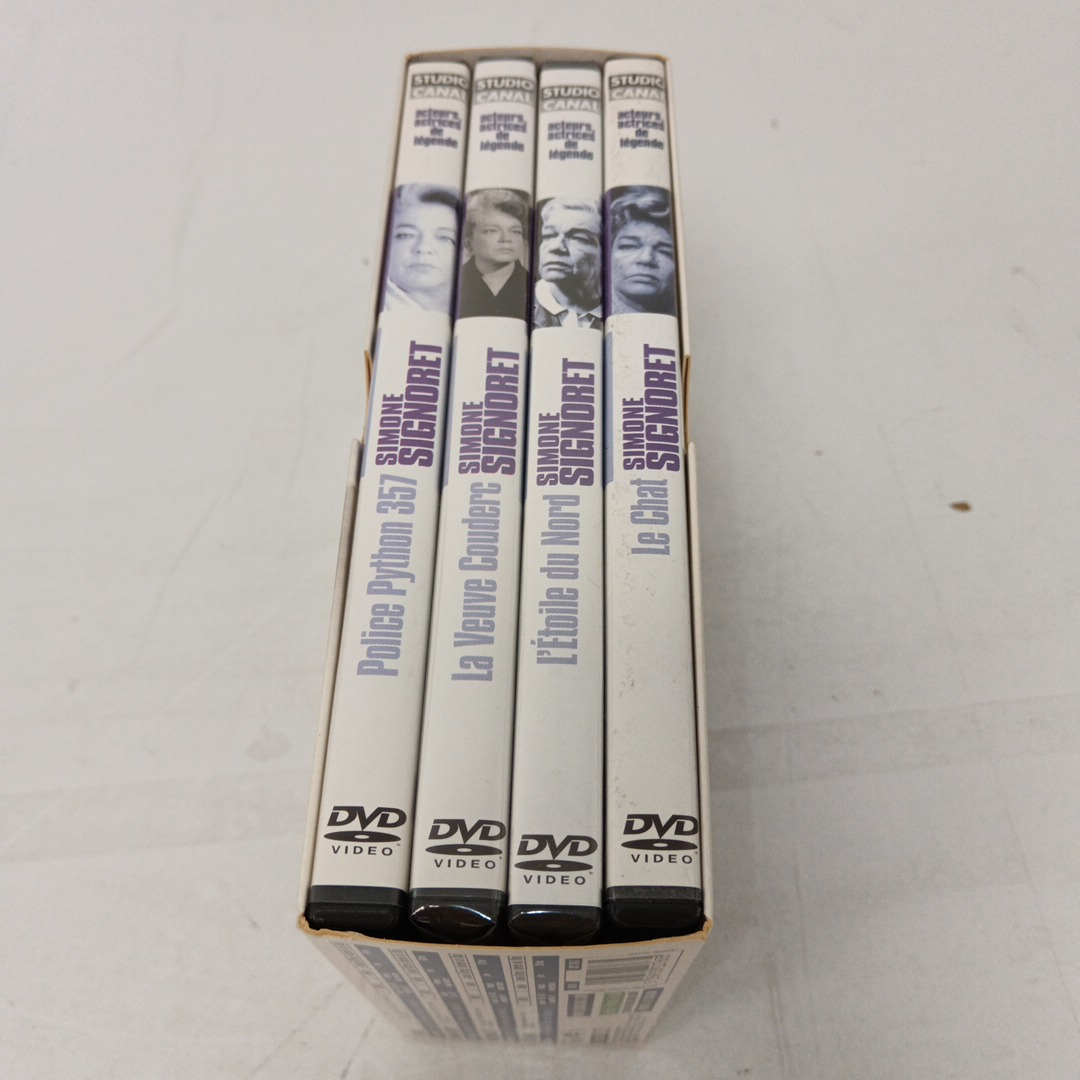 Voir photo 3 de Coffret 4 dvds Simone Signoret Coffret 4 dvds Simone Signoret reconditionné photo 3