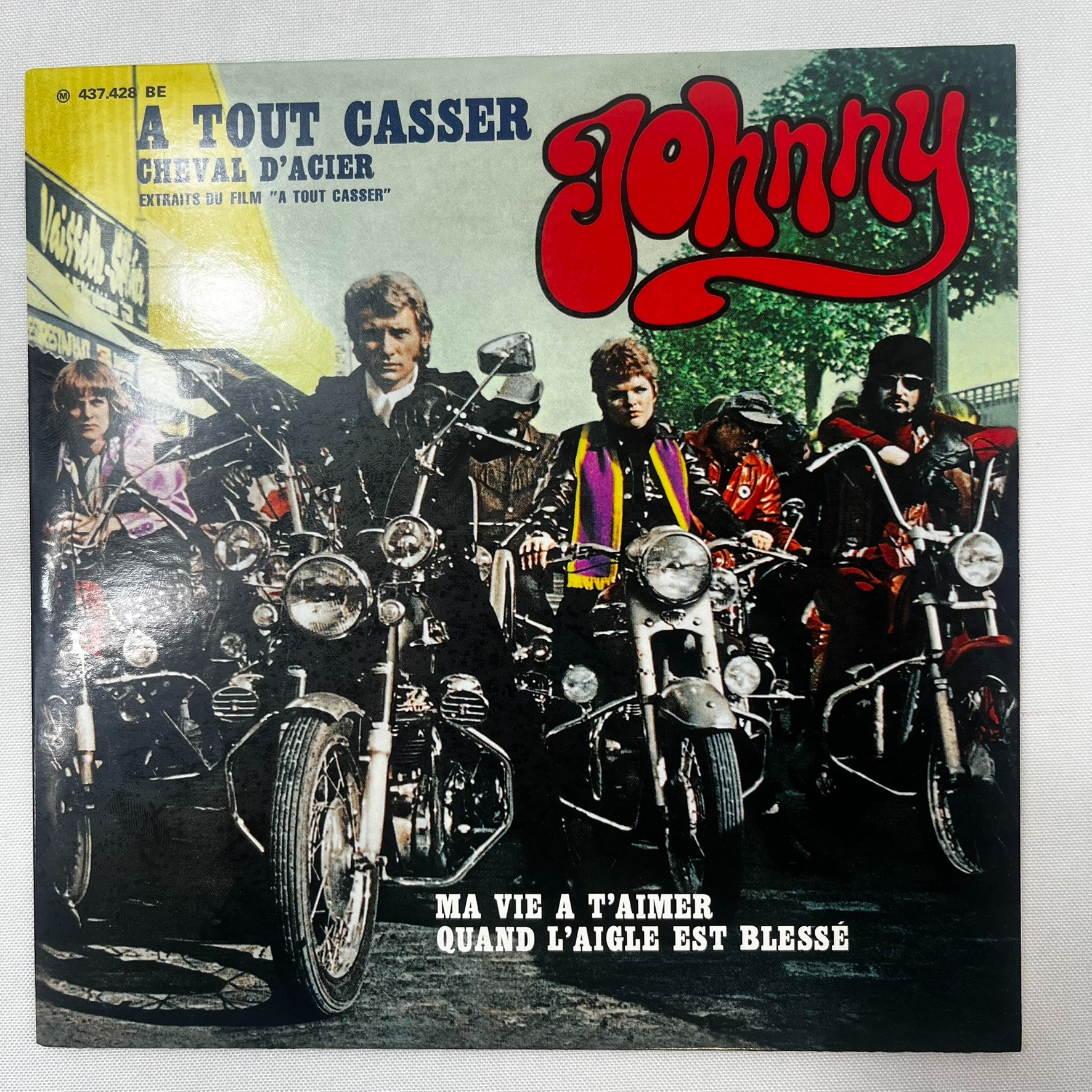 Voir photo 9 de Coffret 45 T Johnny Hallyday 1967/1969 Coffret 45 T Johnny Hallyday 1967/1969 Très bon état reconditionné photo 9