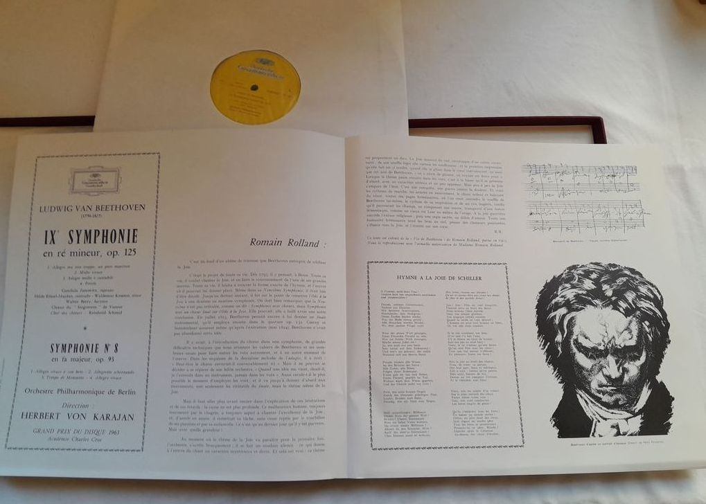 Voir photo 4 de Coffret Beethoven 8ème et 9ème symphonie interprétée par le philarmonique de Berlin, dirigé par Herbert Von Karajan Coffret Beethoven 8ème et 9ème symphonie interprétée par le philarmonique de Berlin, dirigé par Herbert Von Karajan reconditionné photo 4