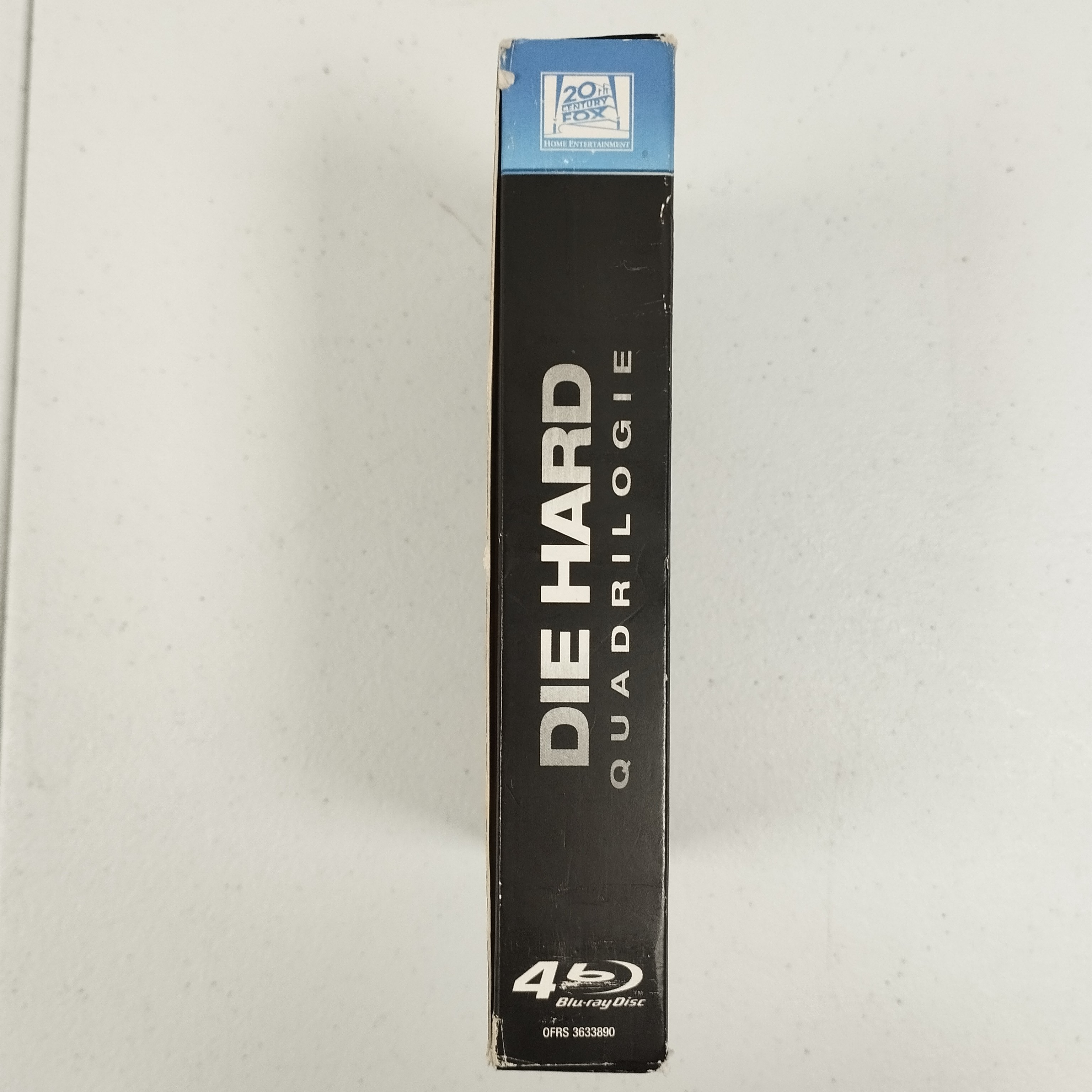 Voir photo 4 de Coffret blu-ray : Die Hard Quadrilogie Coffret blu-ray : Die Hard Quadrilogie Très bon état reconditionné photo 4