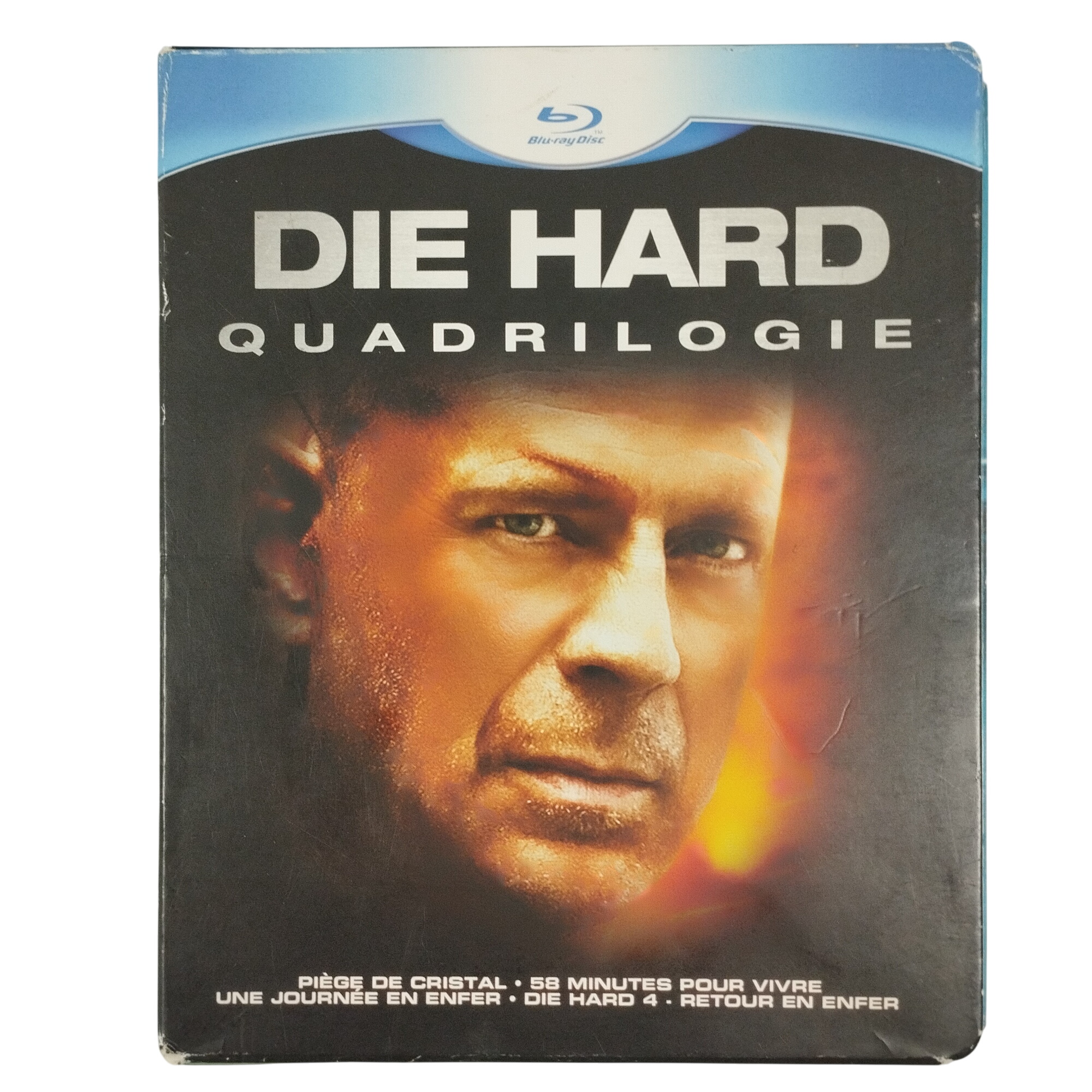 Coffret blu-ray : Die Hard Quadrilogie Très bon état - 25,00 € Coffret blu-ray : Die Hard Quadrilogie Très bon état reconditionné disponible sur Label Emmaüs