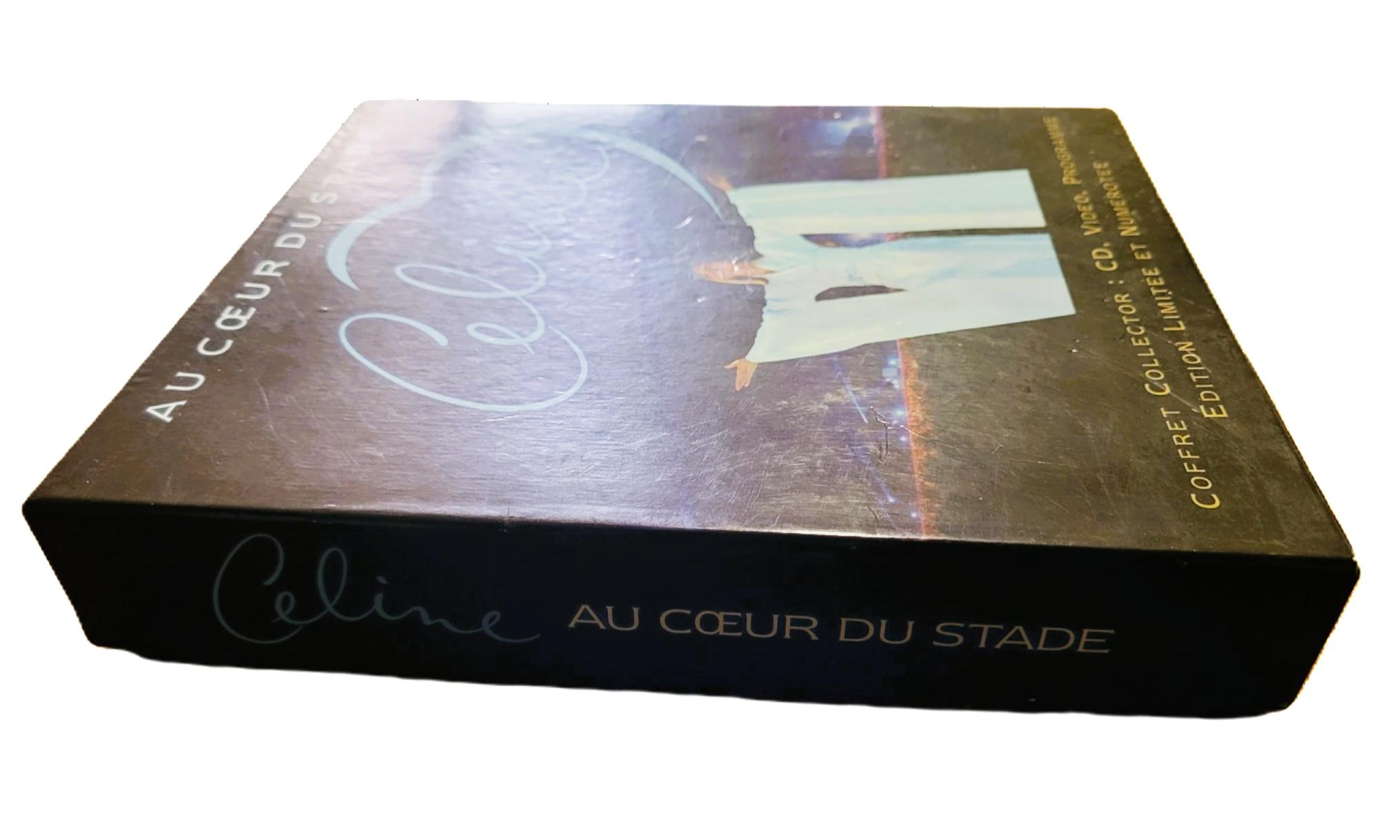 Voir photo 3 de Coffret collector "Céline Dion : Au coeur du stade" Coffret collector "Céline Dion : Au coeur du stade" Bon état reconditionné photo 3