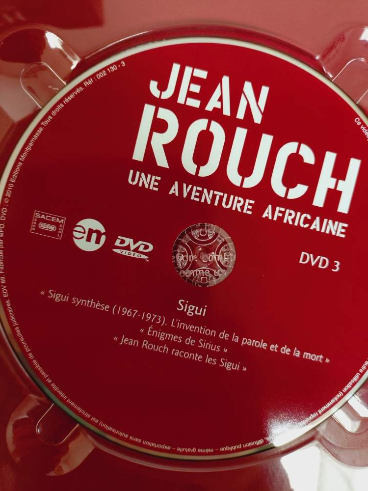 Voir photo 11 de Coffret de 4 DVD, Jean Rouch-une aventure africaine-le geste cinématographique. Comme neuf. Coffret de 4 DVD, Jean Rouch-une aventure africaine-le geste cinématographique. Comme neuf. Très bon état reconditionné photo 11
