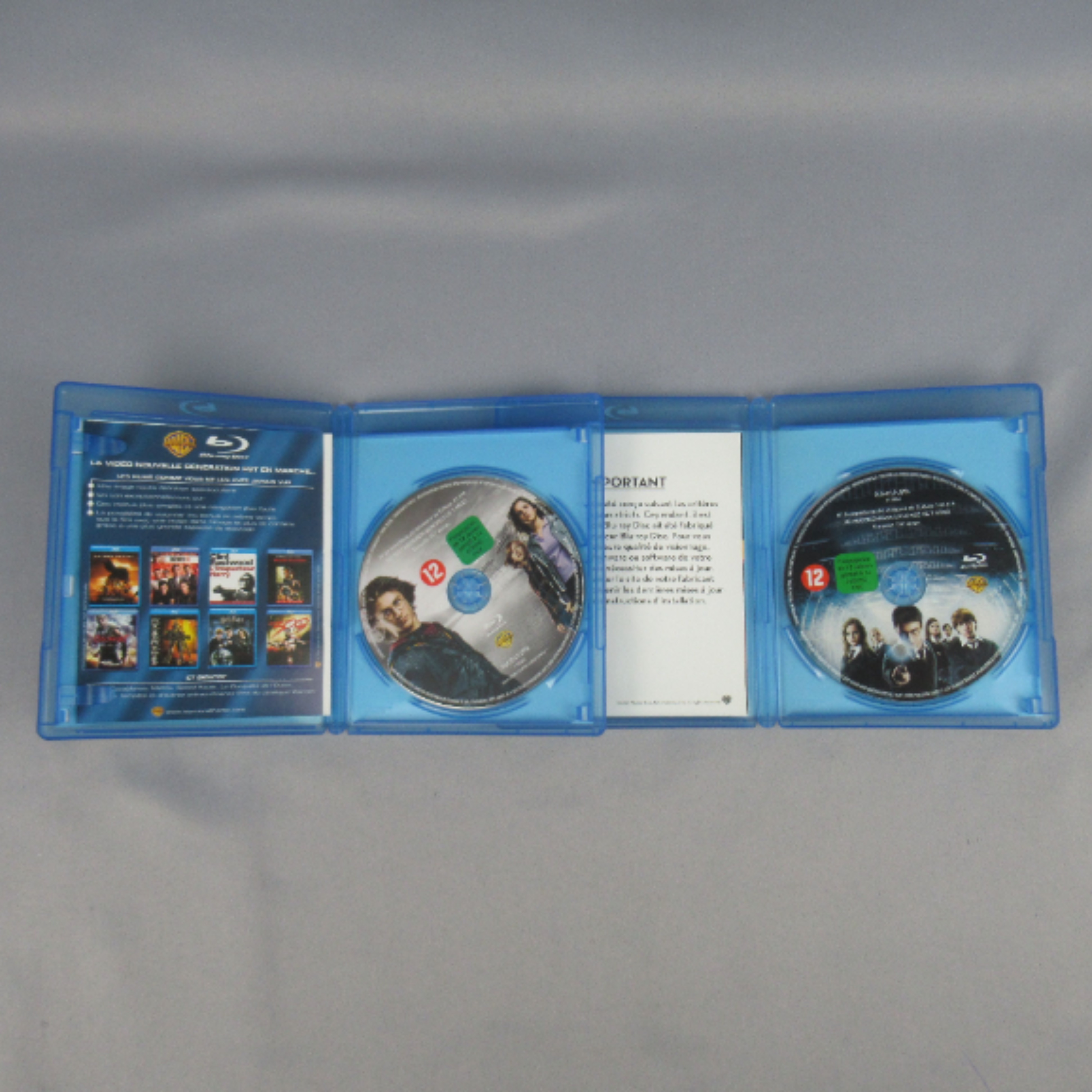Voir photo 11 de Coffret DvD blu-ray Harry Potter 1 à 5 Coffret DvD blu-ray Harry Potter 1 à 5 Très bon état reconditionné photo 11