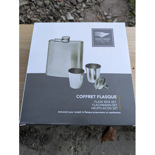 Coffret Flasque Pradel occasion reconditionné disponible sur Rakuten