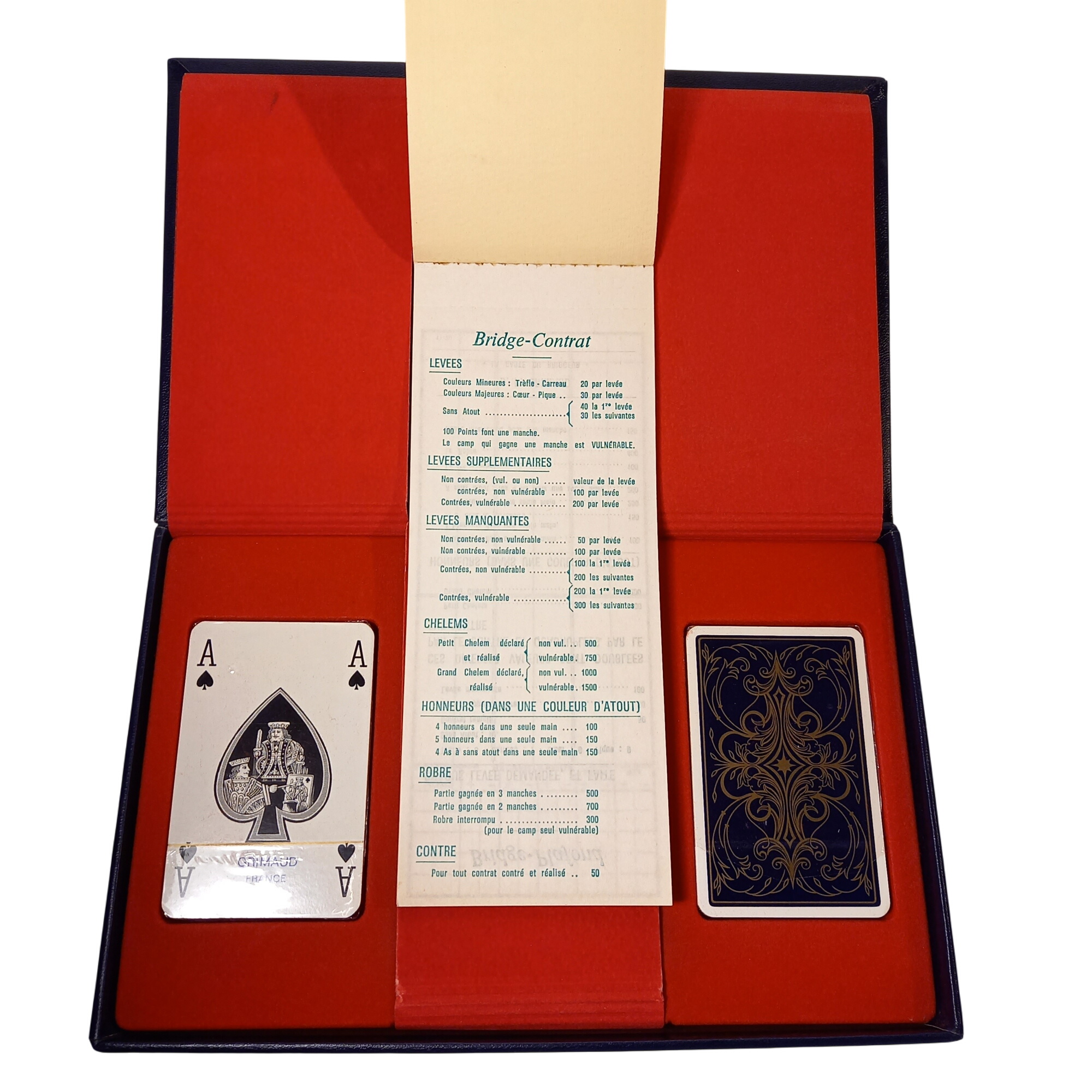 Acheter Coffret jeu de carte bridge Bon état - 12,00 € Coffret jeu de carte bridge Bon état reconditionné disponible sur Label Emmaüs