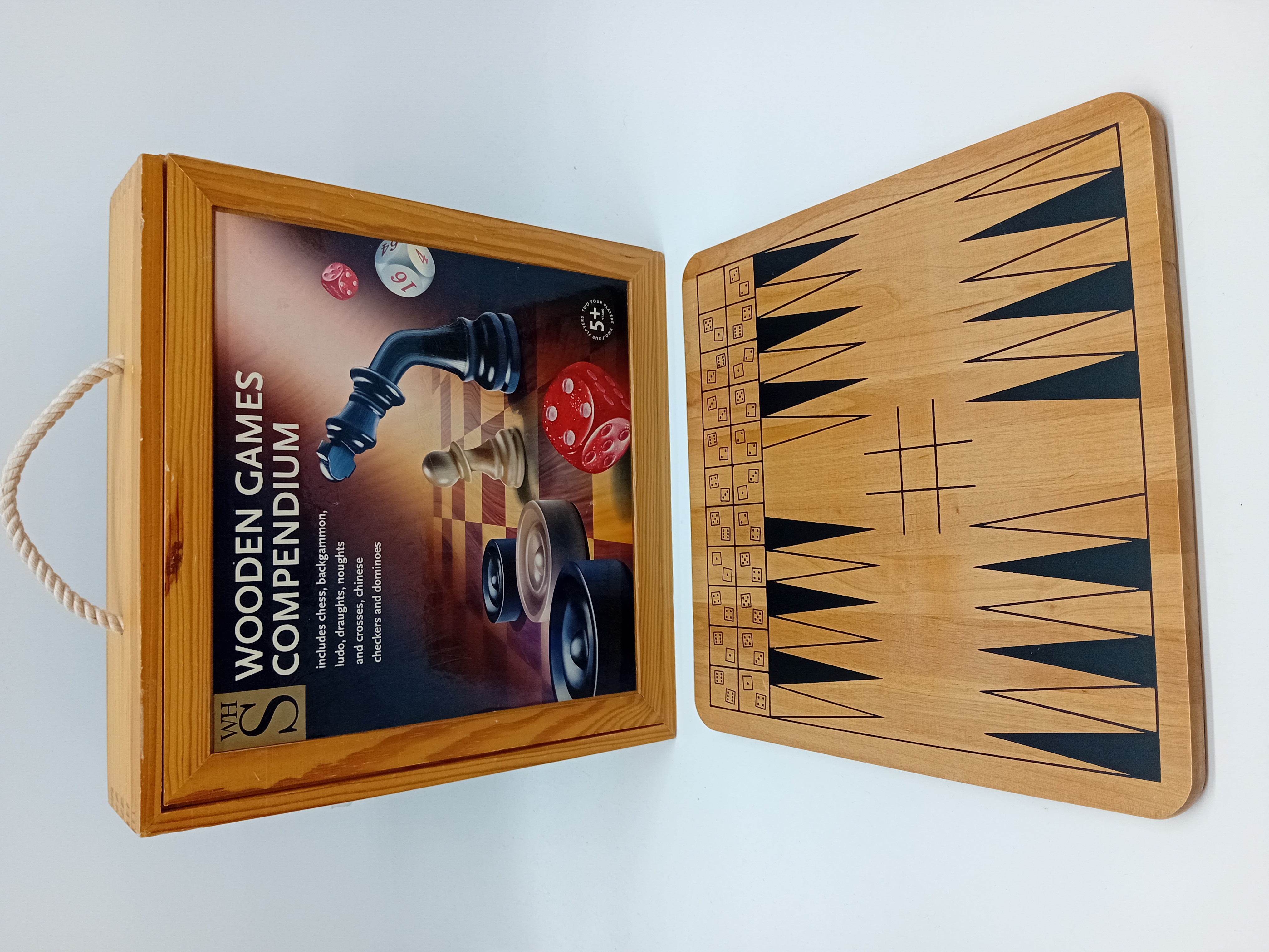 Voir photo 5 de Coffret Multi-jeux En Bois Wh S Echecs Ludo Domino (b720) Coffret Multi-jeux En Bois Wh S Echecs Ludo Domino (b720) Bon état reconditionné photo 5