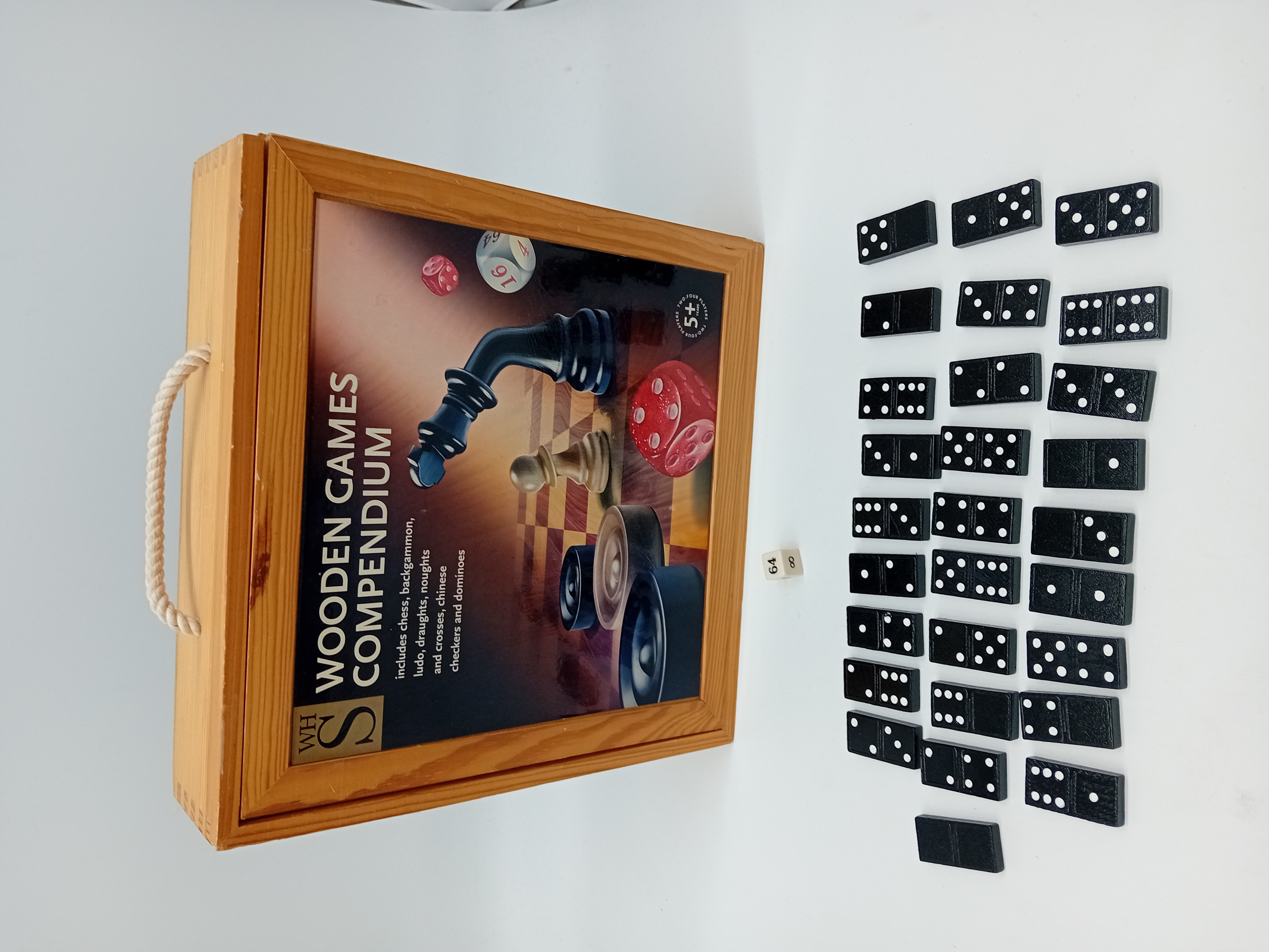 Voir photo 7 de Coffret Multi-jeux En Bois Wh S Echecs Ludo Domino (b720) Coffret Multi-jeux En Bois Wh S Echecs Ludo Domino (b720) Bon état reconditionné photo 7
