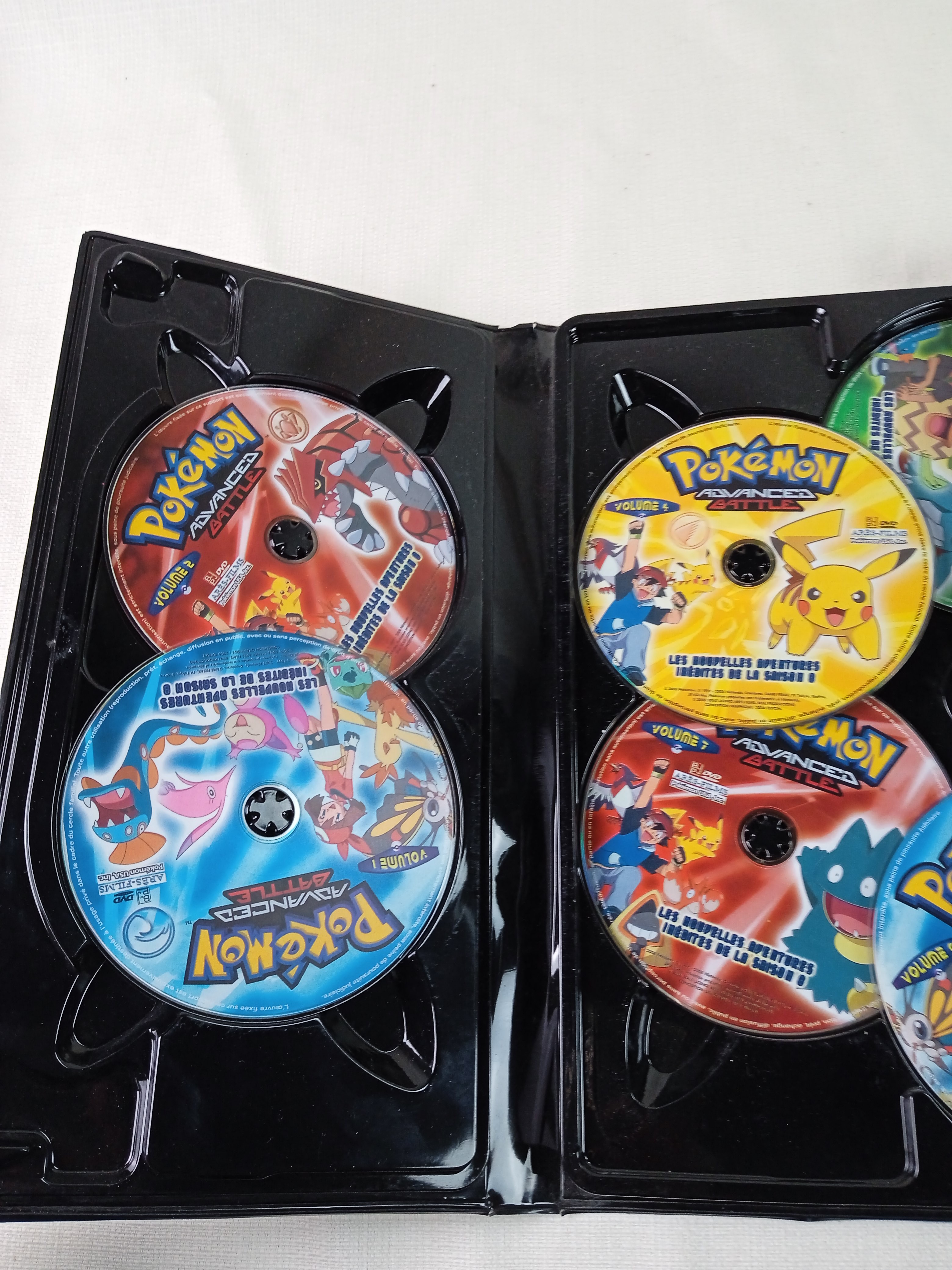 Voir photo 5 de Coffret POKEMON ADVANCED BATTLE, coffret collector 10 dvds Coffret POKEMON ADVANCED BATTLE, coffret collector 10 dvds Bon état reconditionné photo 5