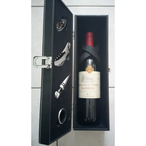 Acheter Coffret Sommelier occasion - 17,00 € Coffret Sommelier occasion reconditionné disponible sur Rakuten
