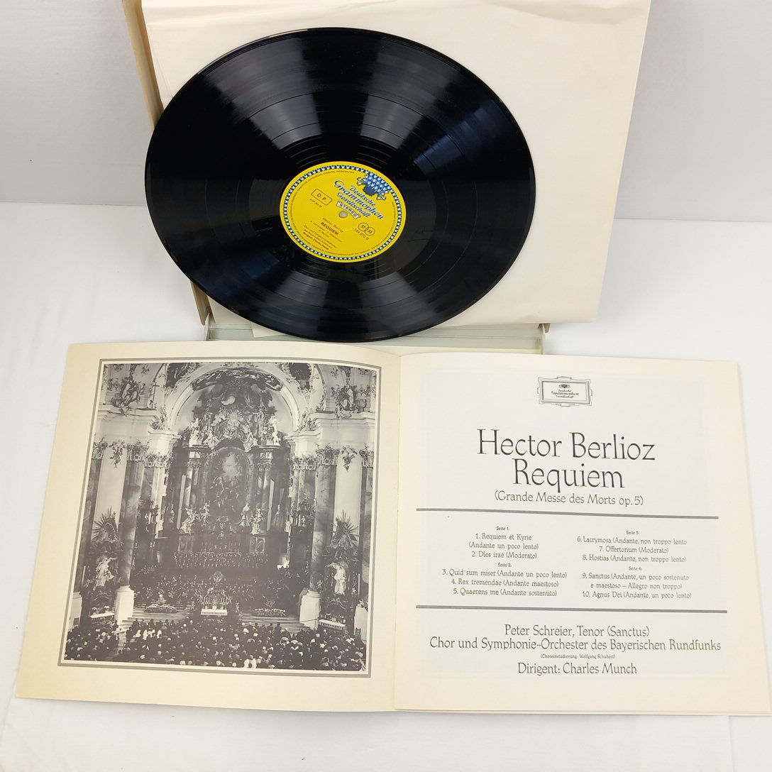 Voir photo 3 de Coffret Vinyles Berlioz requiem Grande messe des morts 1967 Coffret Vinyles Berlioz requiem Grande messe des morts 1967 Bon état reconditionné photo 3