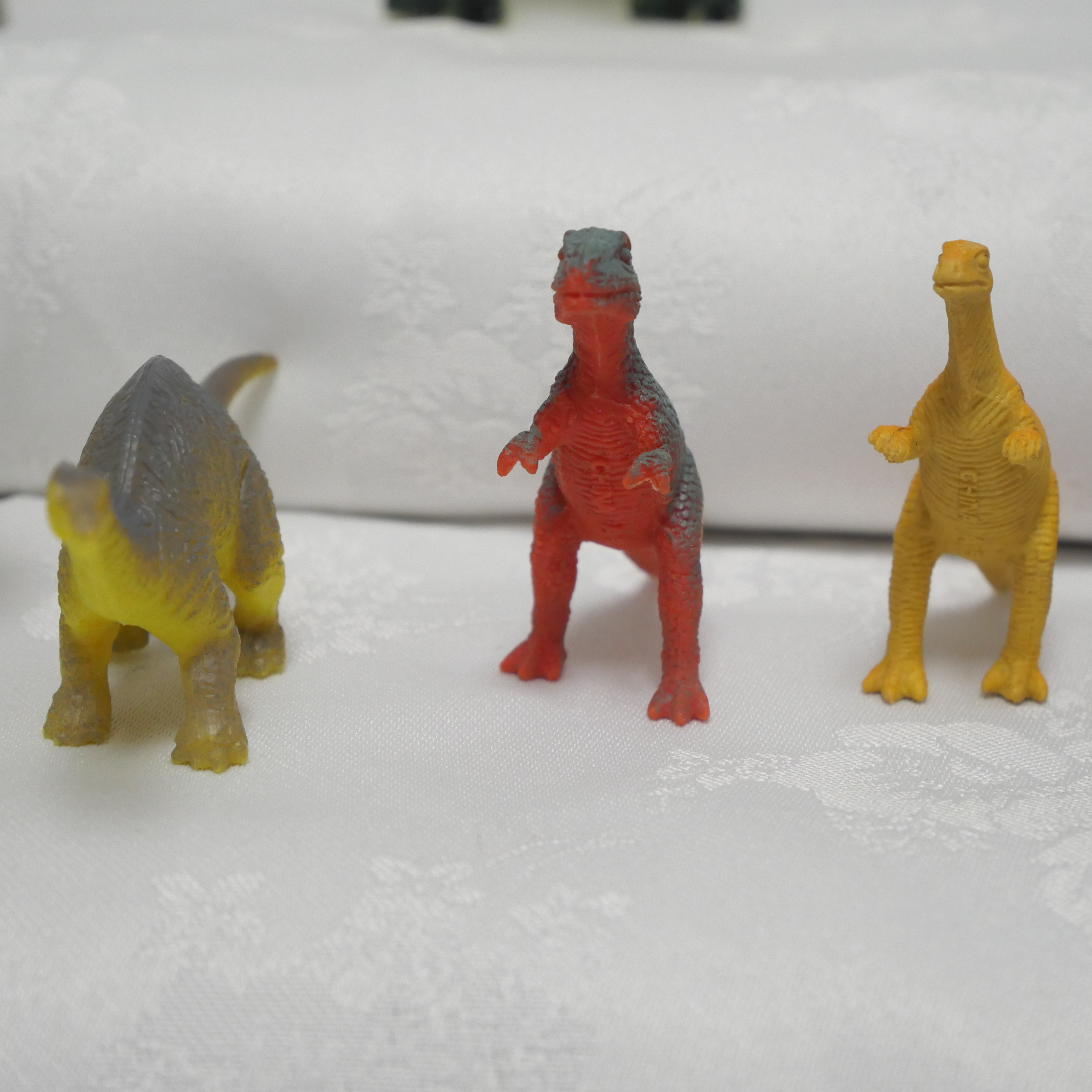 Voir photo 8 de Collection de 11 figurines de dinosaures en plastique Collection de 11 figurines de dinosaures en plastique Très bon état reconditionné photo 8