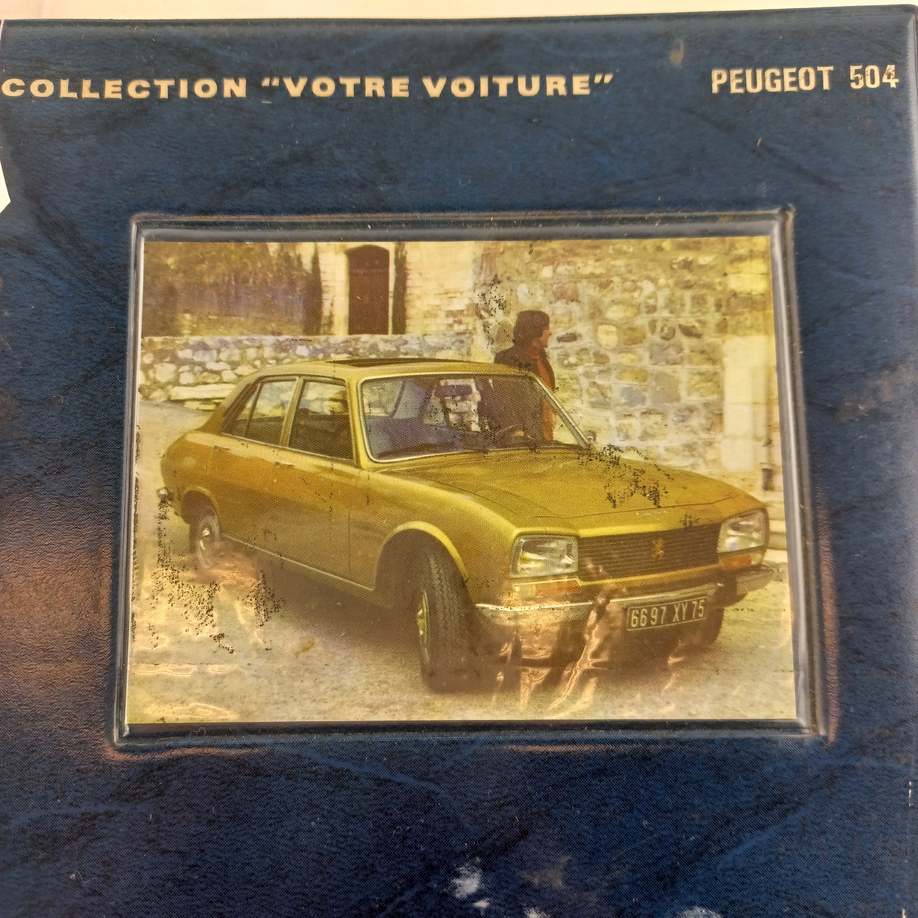 Voir photo 2 de Collection votre voiture, Peugeot 504 éditions pratiques automobiles de 1974 Collection votre voiture, Peugeot 504 éditions pratiques automobiles de 1974 reconditionné photo 2