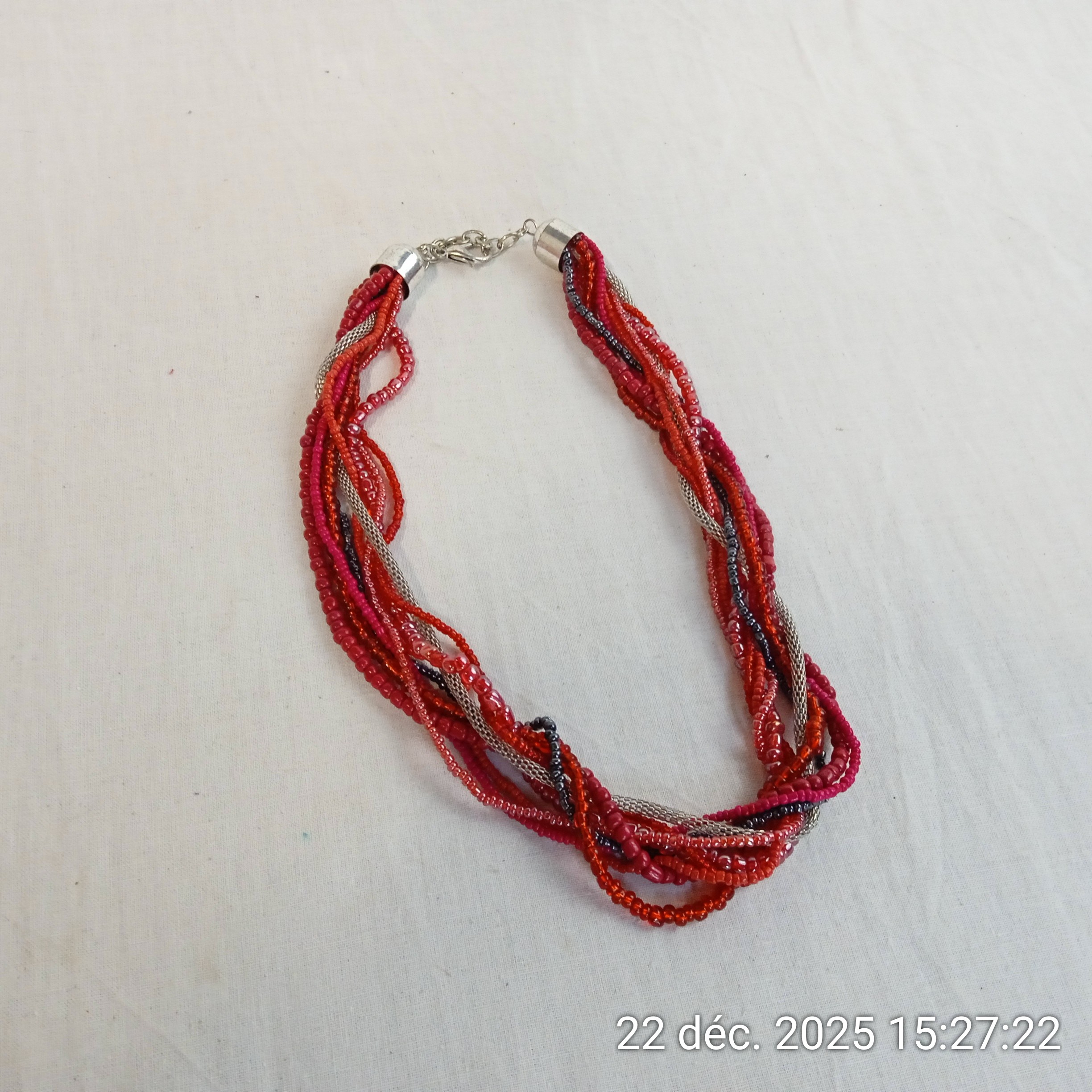 Voir photo 5 de Collier ancien ras du cou Torchon en perles et argent Collier ancien ras du cou Torchon en perles et argent Bon état reconditionné photo 5