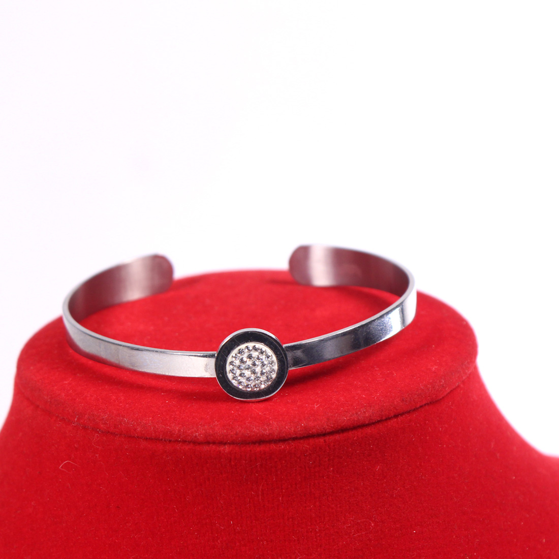 Voir photo 3 de Collier + bracelet en métal argenté Collier + bracelet en métal argenté Bon état reconditionné photo 3