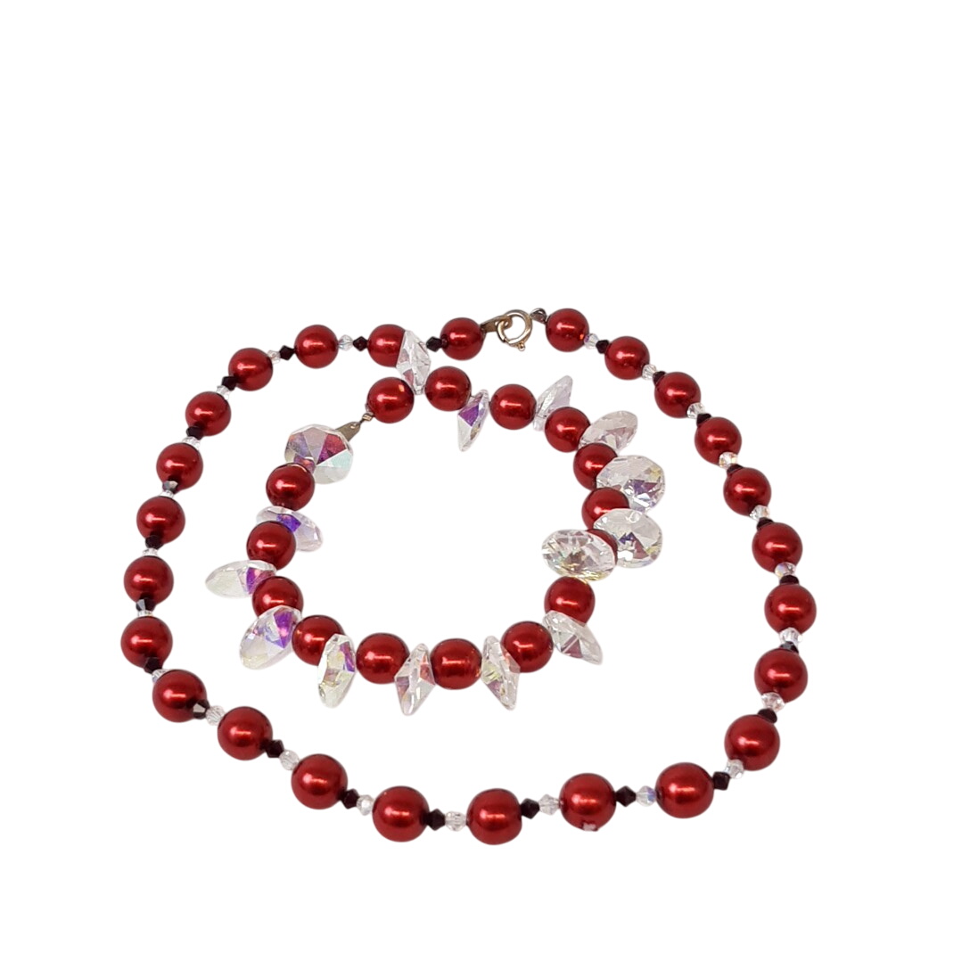 Acheter Collier et bracelet en perles de verre et cristal tchèque Bon état - 10,00 € Collier et bracelet en perles de verre et cristal tchèque Bon état reconditionné disponible sur Label Emmaüs