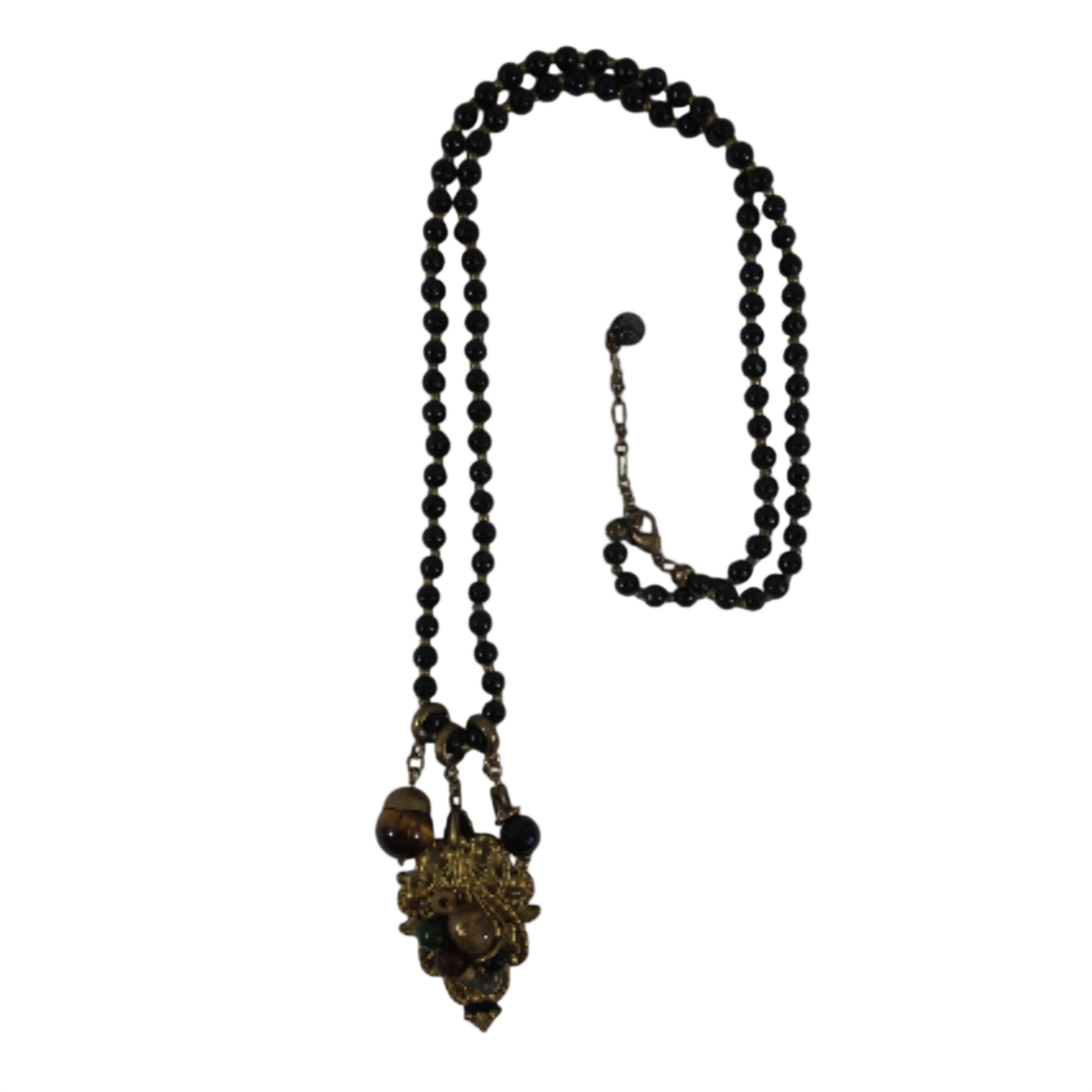 Collier, Moon C Paris - cuivre, perle noire et œil du tigre Très bon état - 40,00 € Collier, Moon C Paris - cuivre, perle noire et œil du tigre Très bon état reconditionné disponible sur Label Emmaüs