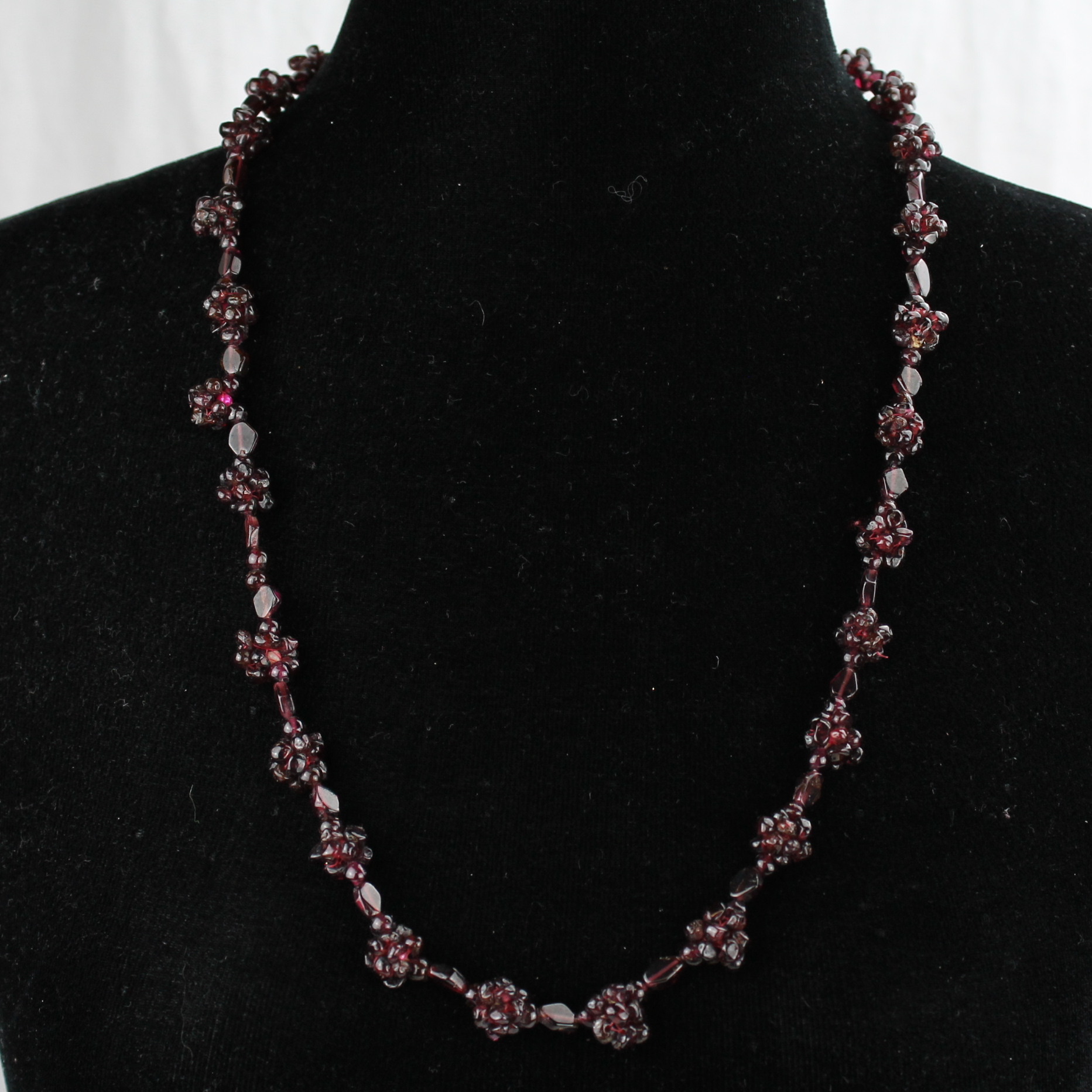 Voir photo 3 de Collier - Perles de verre Collier - Perles de verre Très bon état reconditionné photo 3
