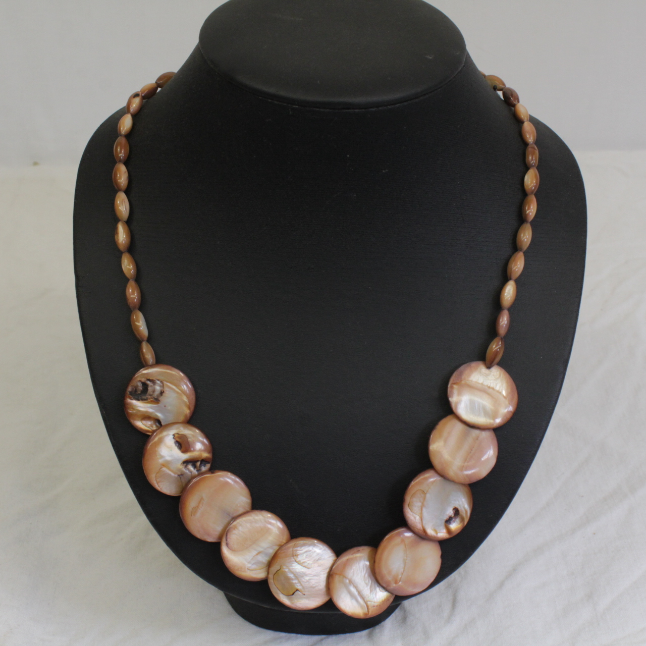Voir photo 2 de Collier Collier Très bon état reconditionné photo 2
